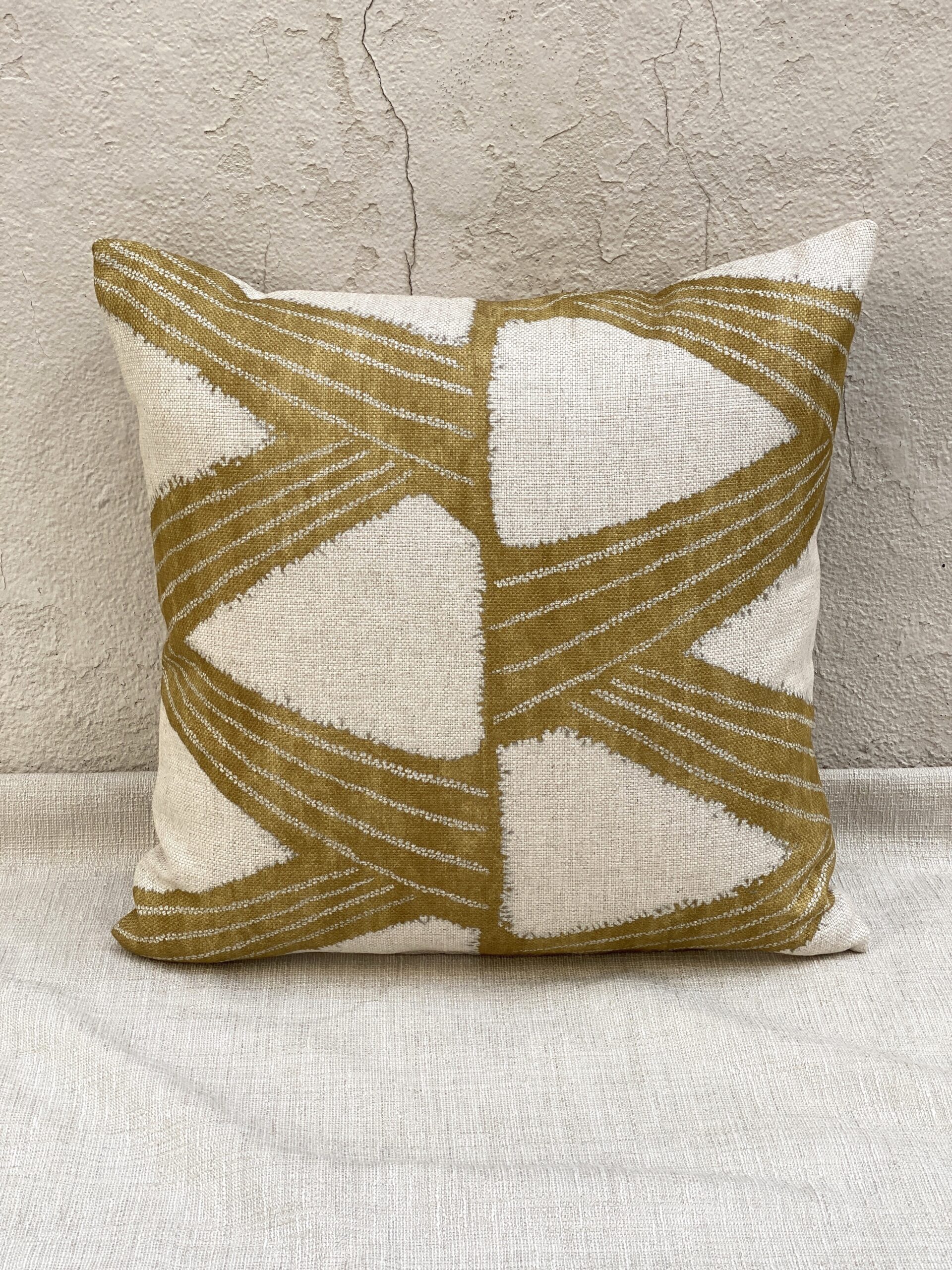 Zoffany Kanoko Pillows