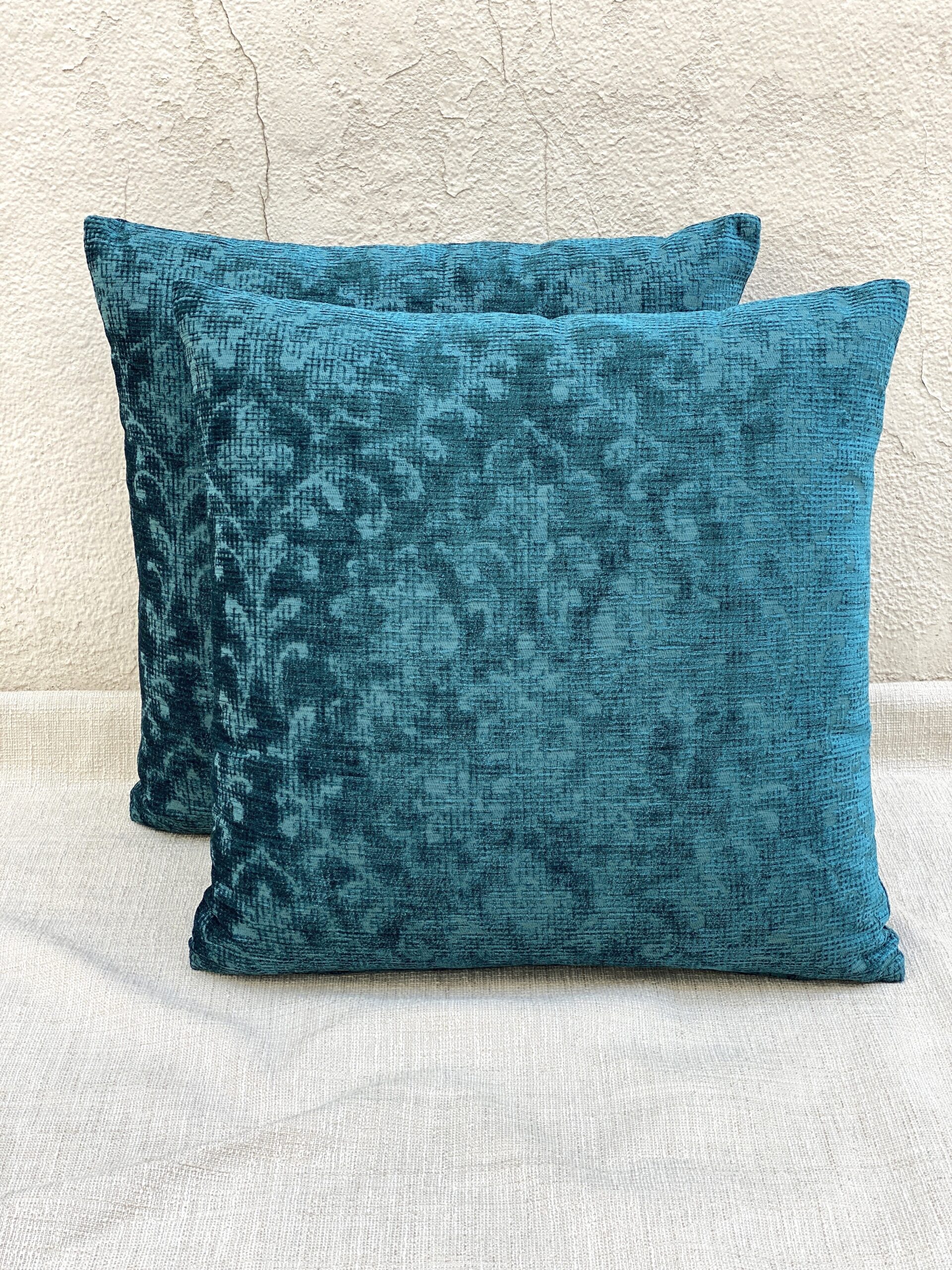 Maxwell Juggle Pillows