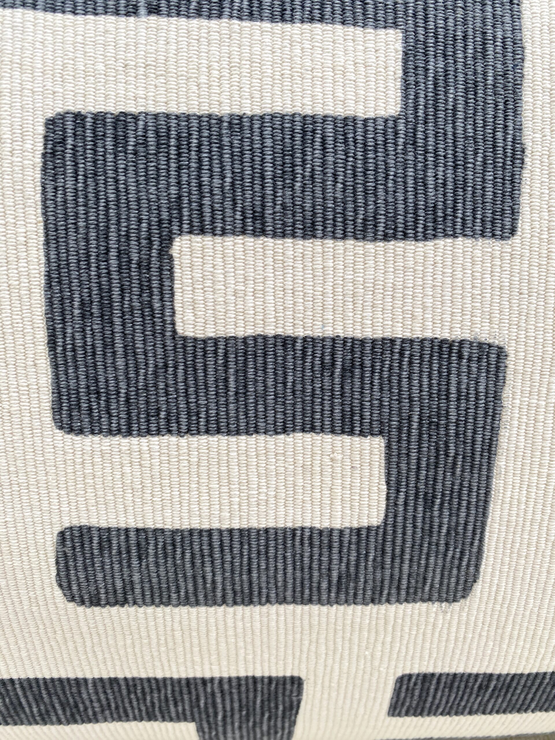 The Vale London Kubb-VL Pillows
