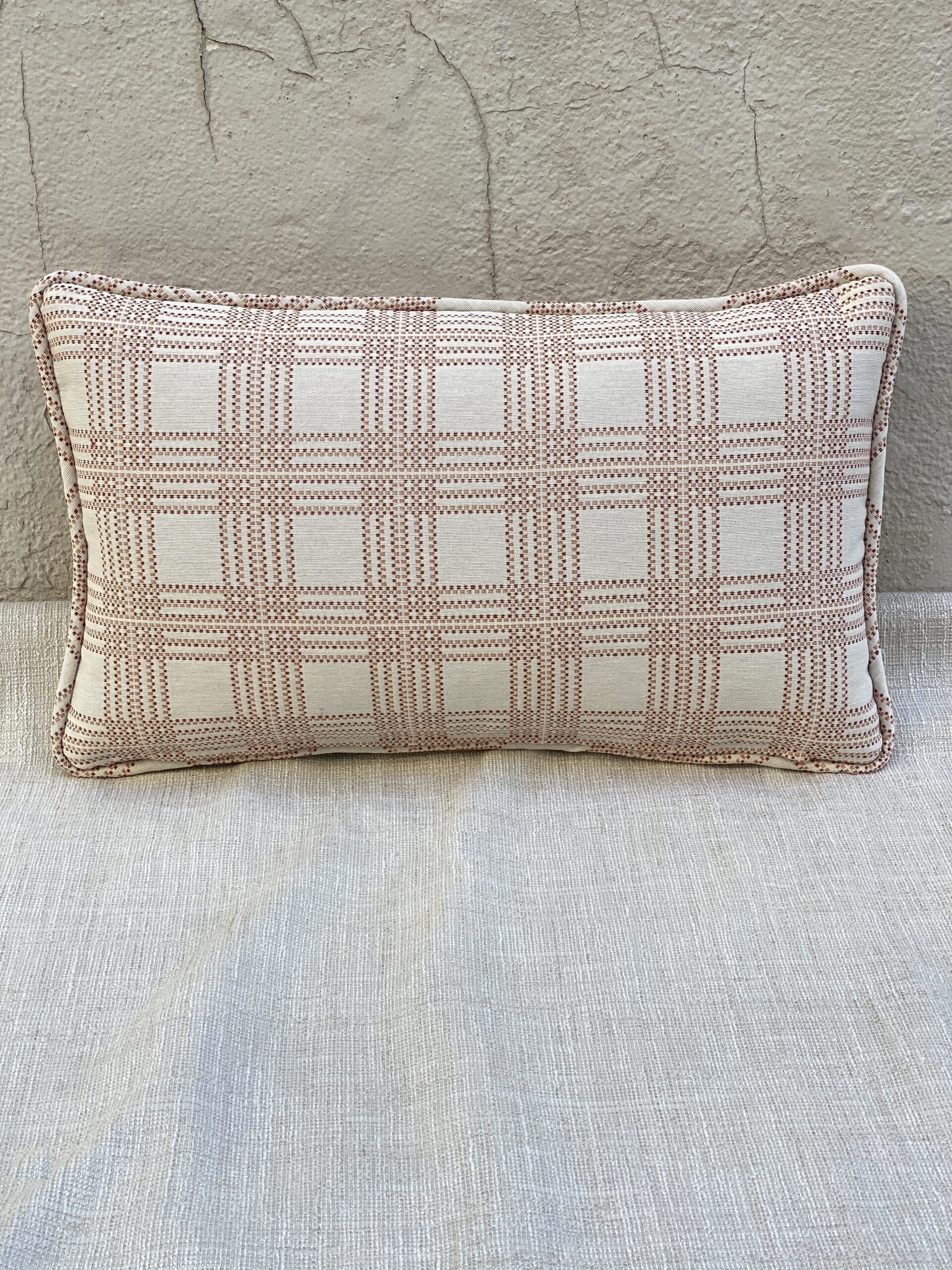 Hickory White 6804 Pillows