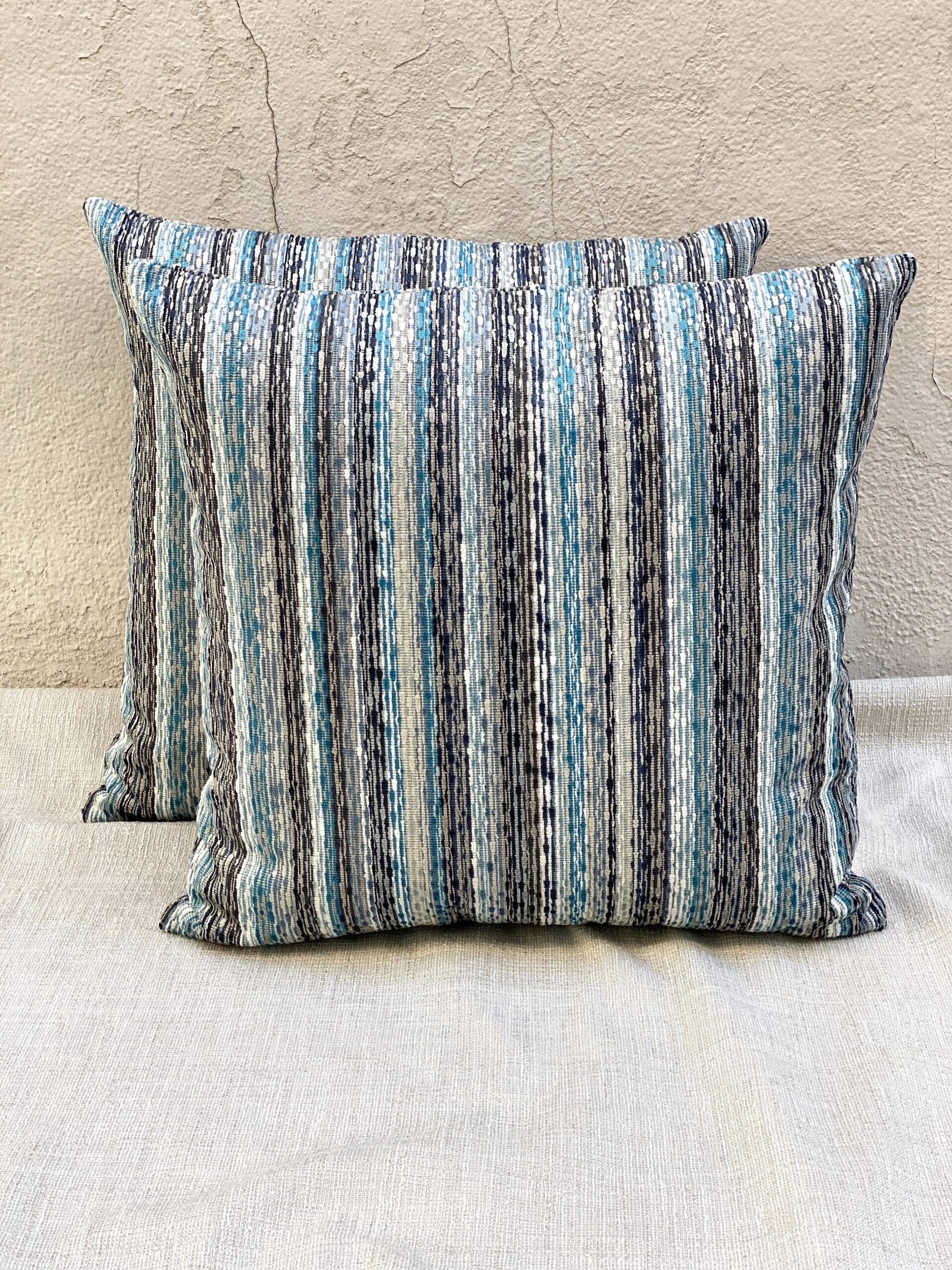 ROMO Issia Pillows