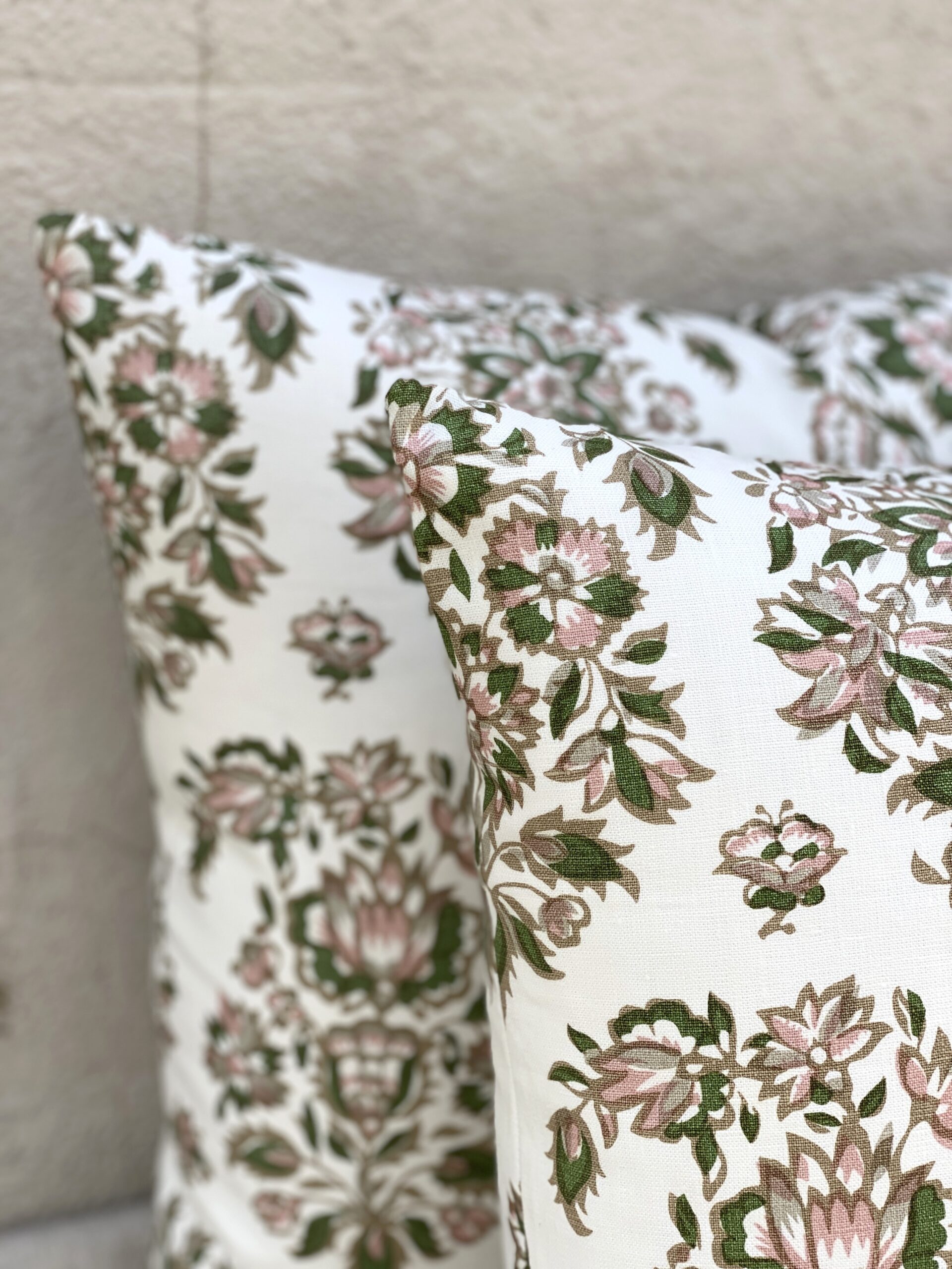 Namay Samay Janna Pillows