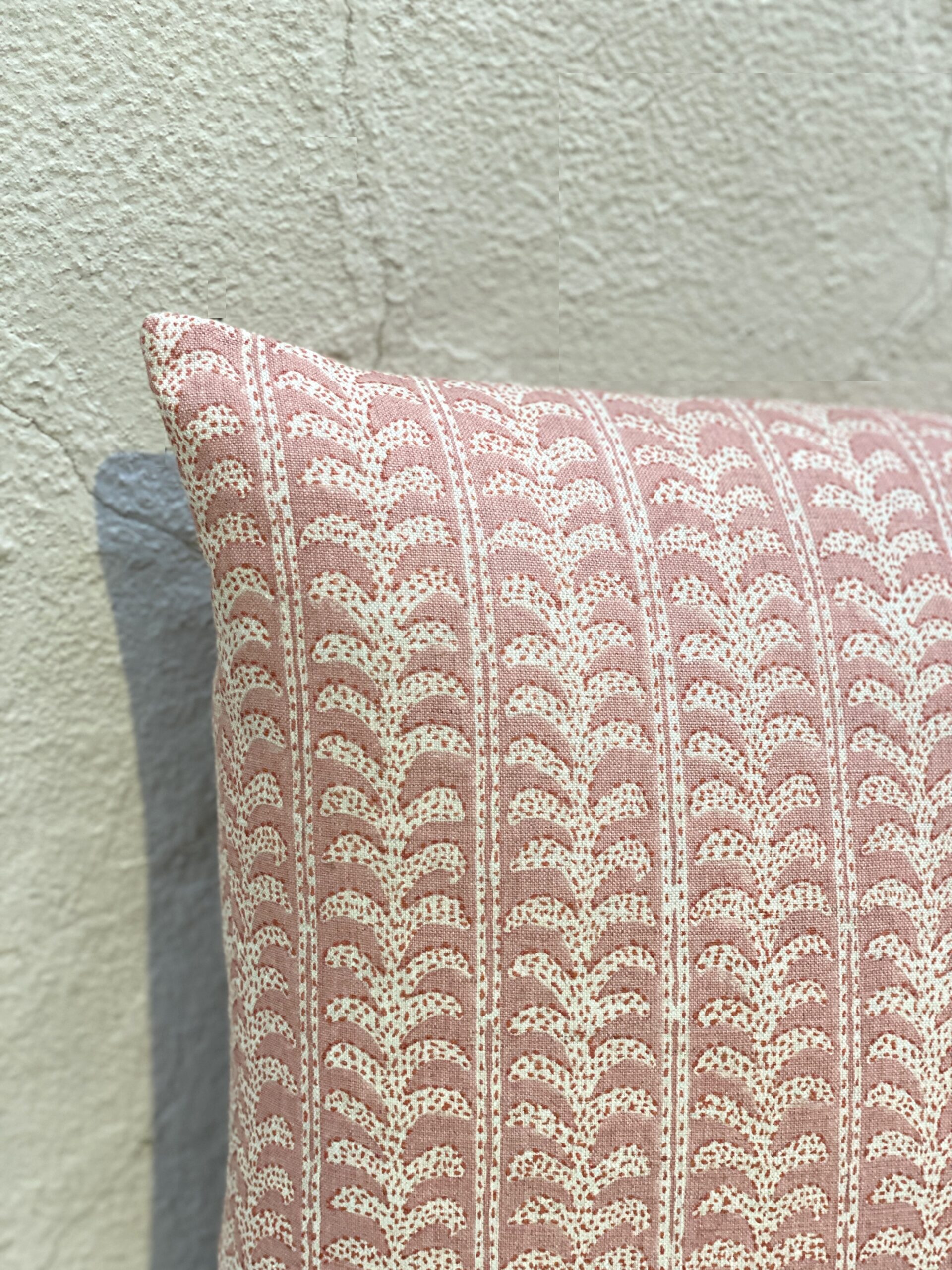 Walter G Luxor Pillows