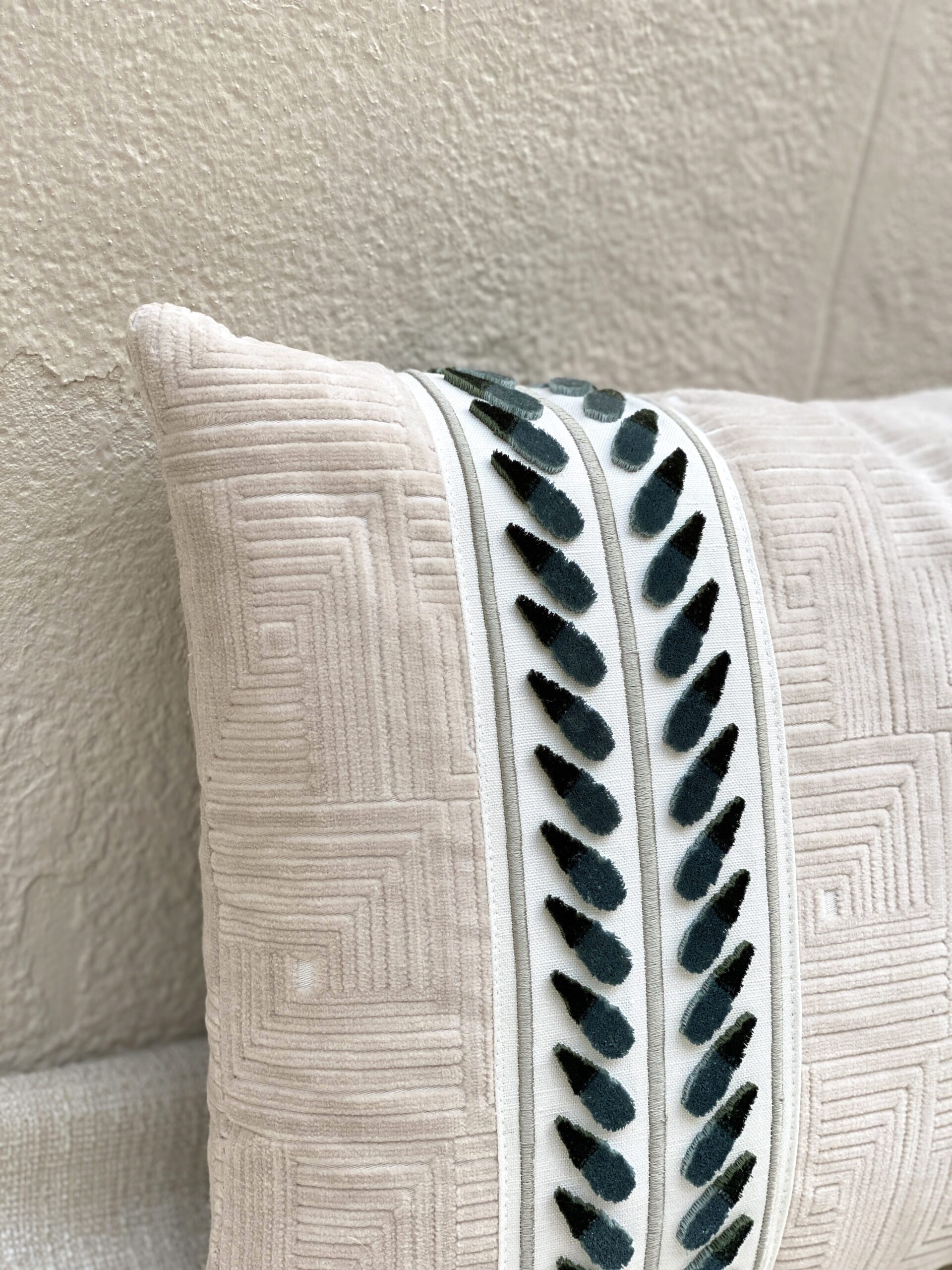 Jane Churchill Orson Pillows