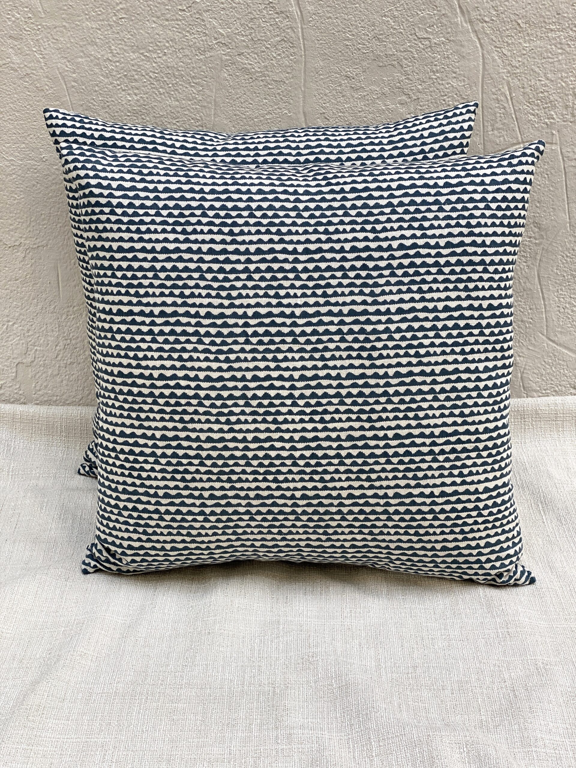 Walter G Mizu Pillows