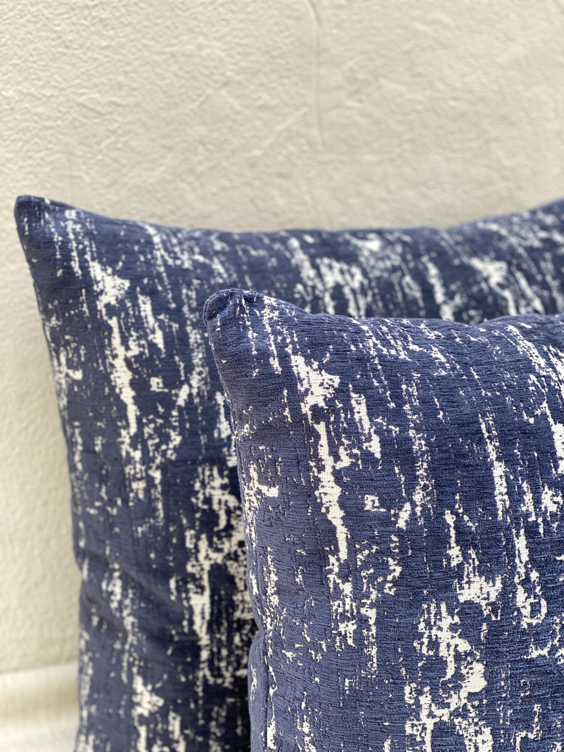 Stout Avignon Pillows