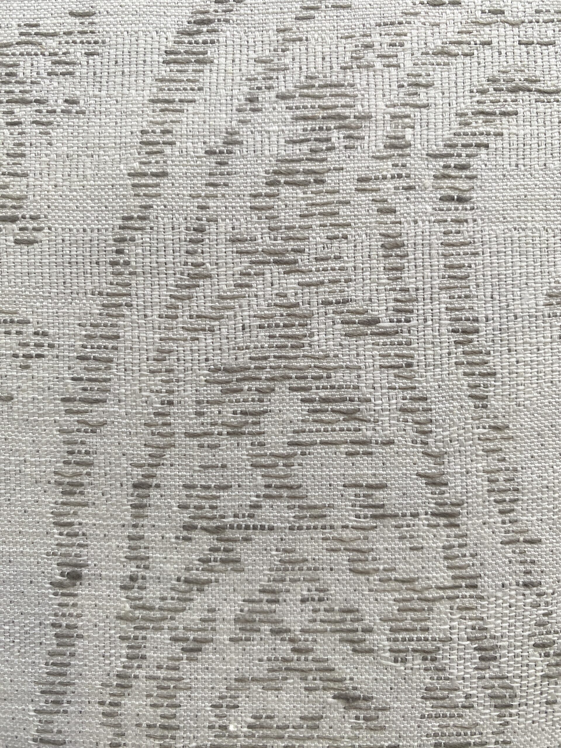 Cowtan & Tout Alcott Pillows
