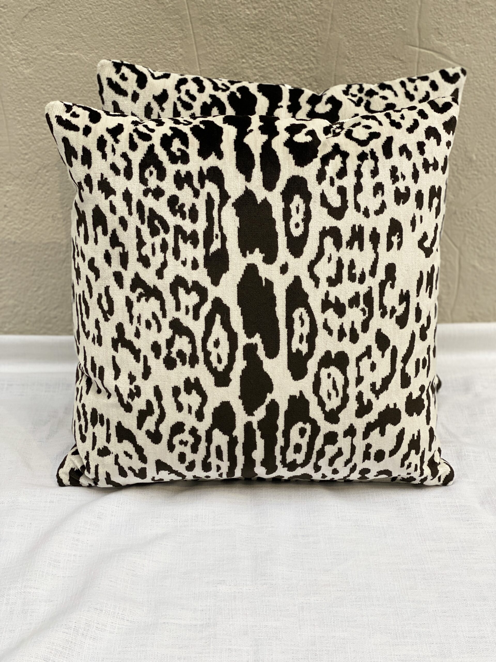 Fortuny Leopardo Pillows