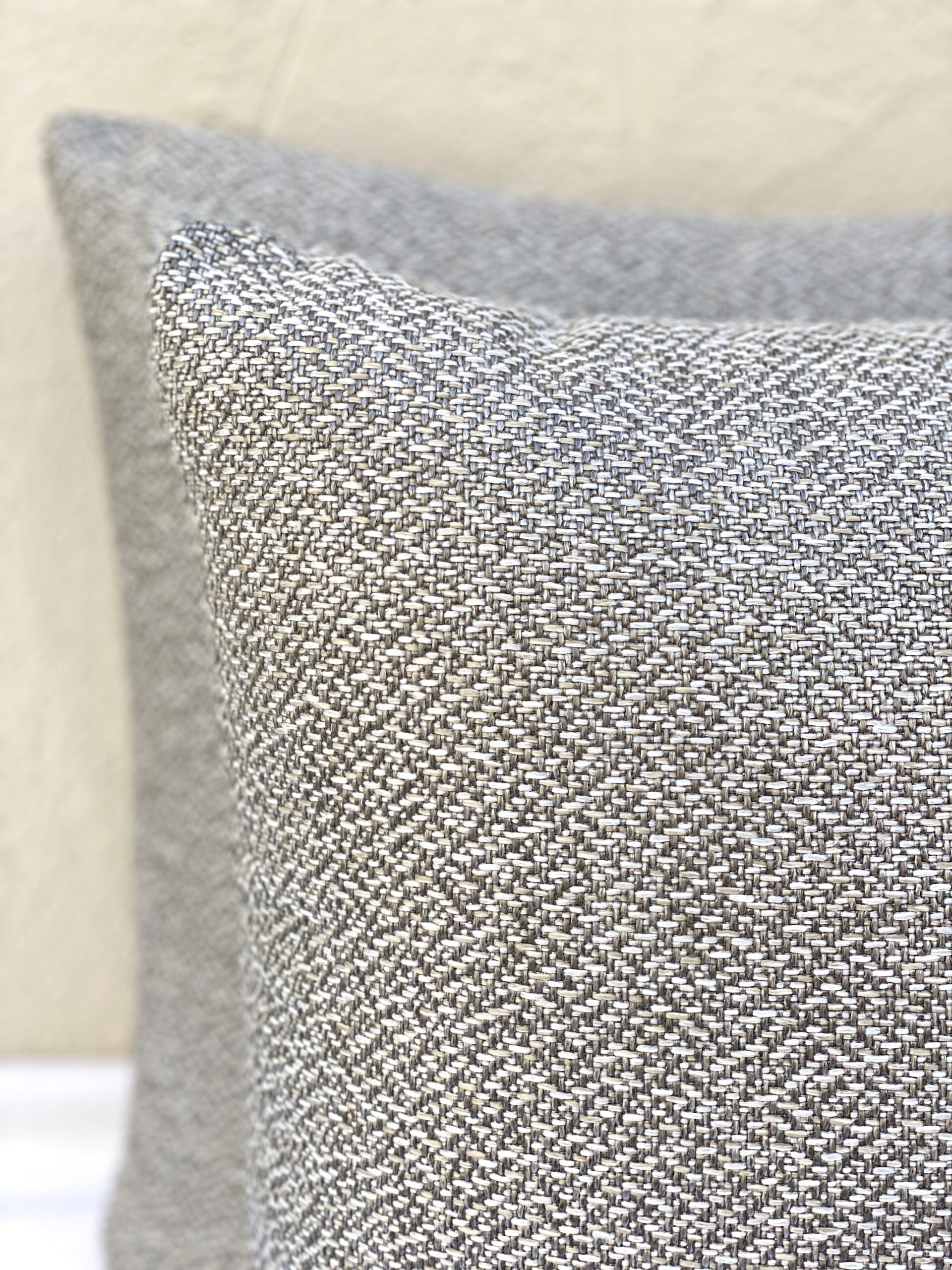 ROMO Suva Pillows