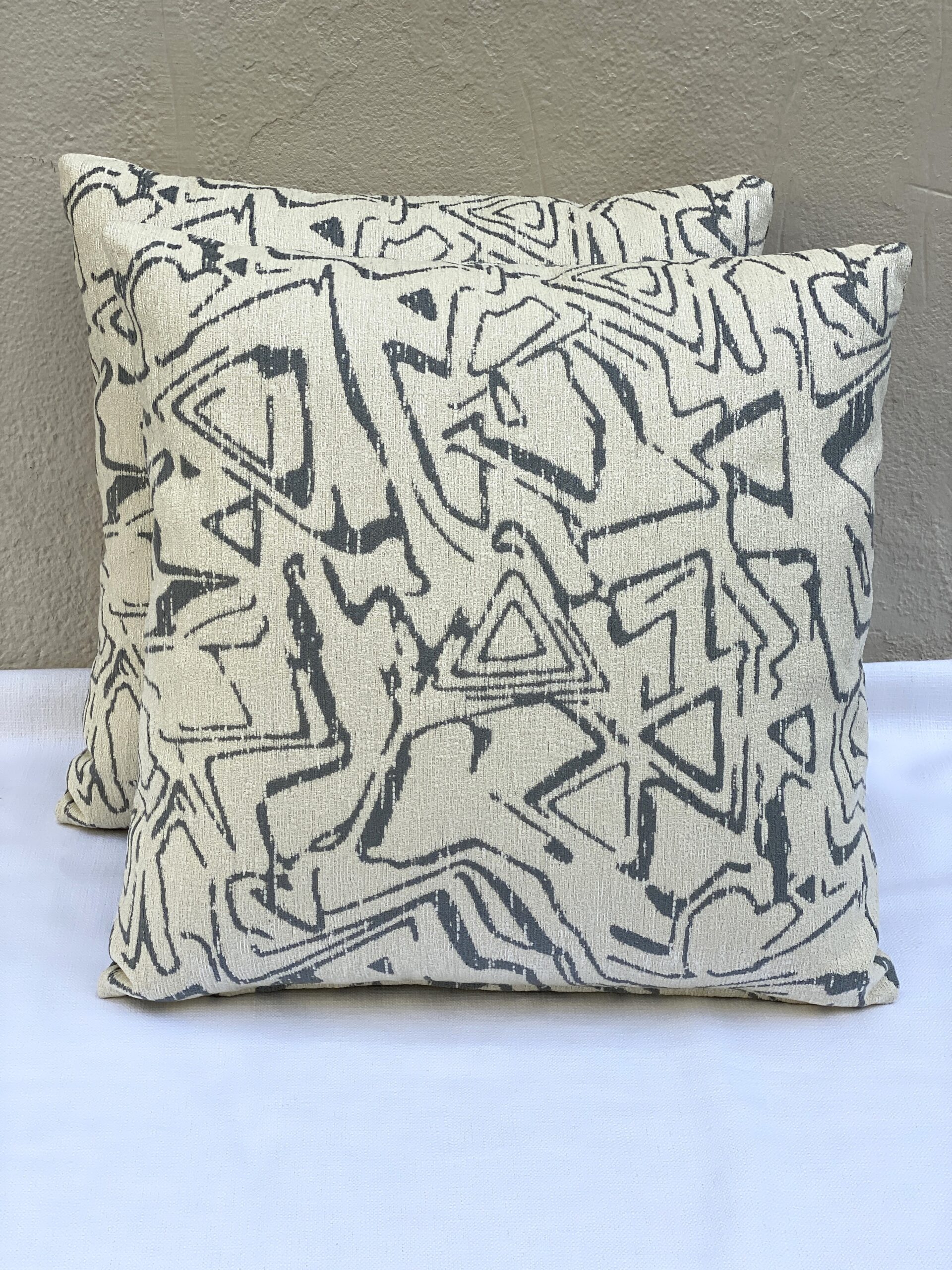 Kravet 34955 Pillows