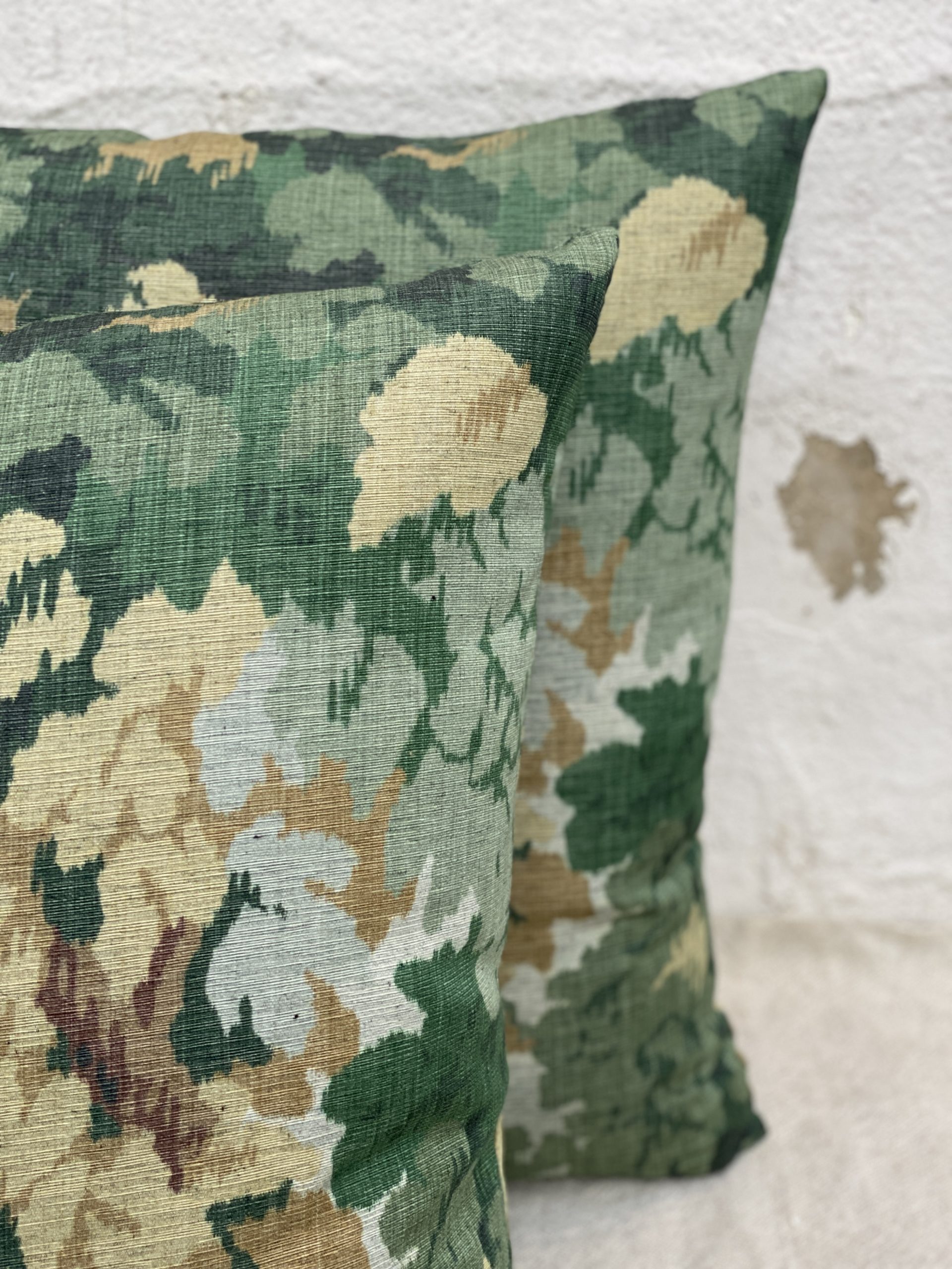 Lee Jofa Pillows