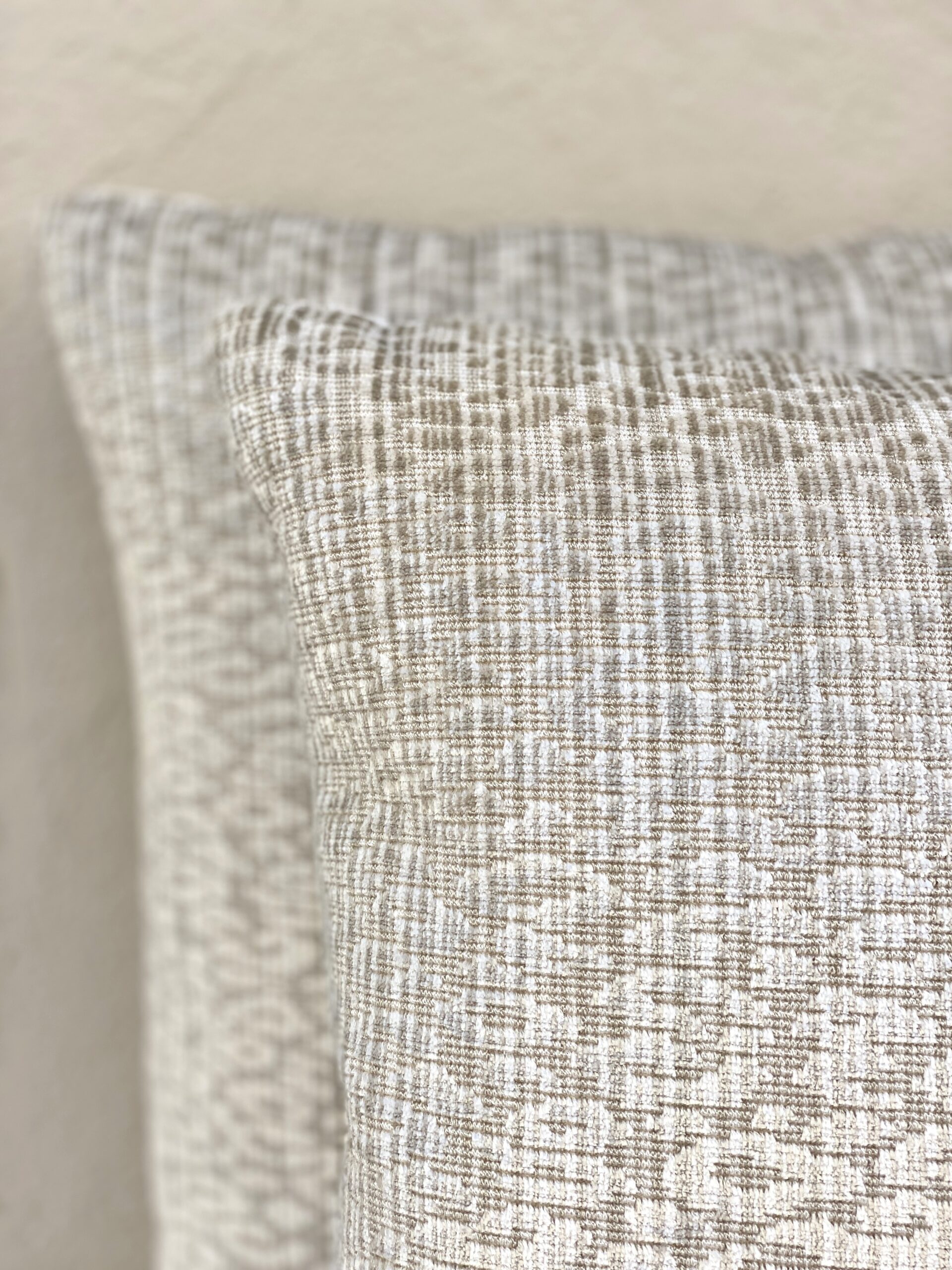 Cowtan & Tout Jagger Pillows