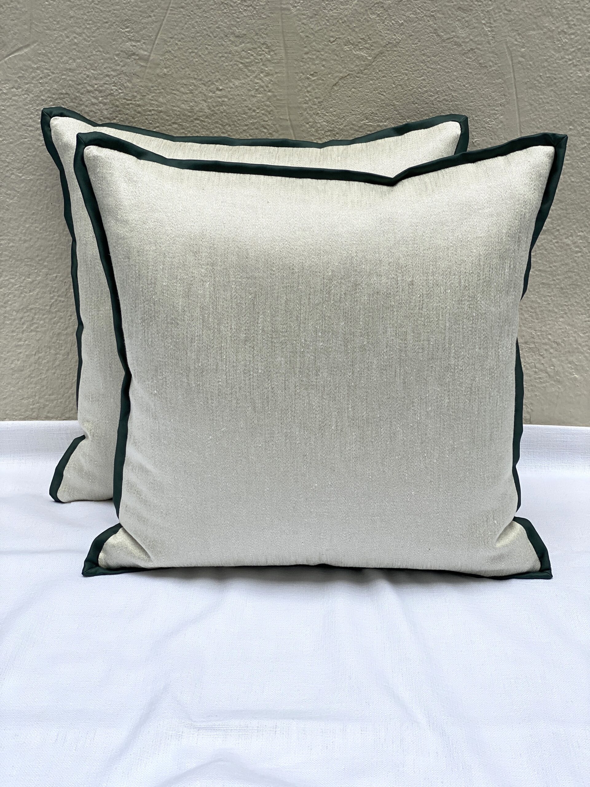 Black Edition Chiaro Pillows
