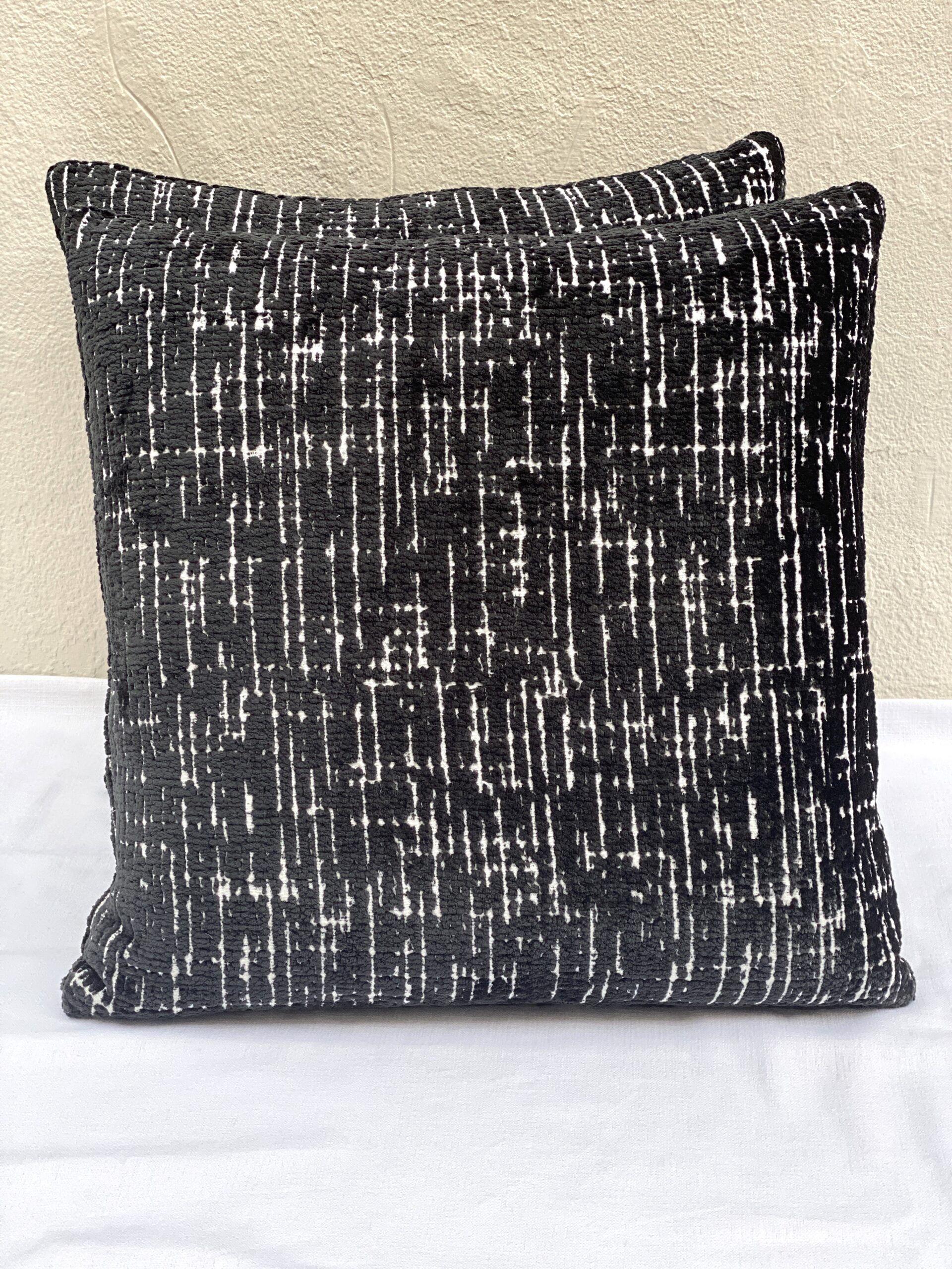 Metaphores Cocoon Pillows