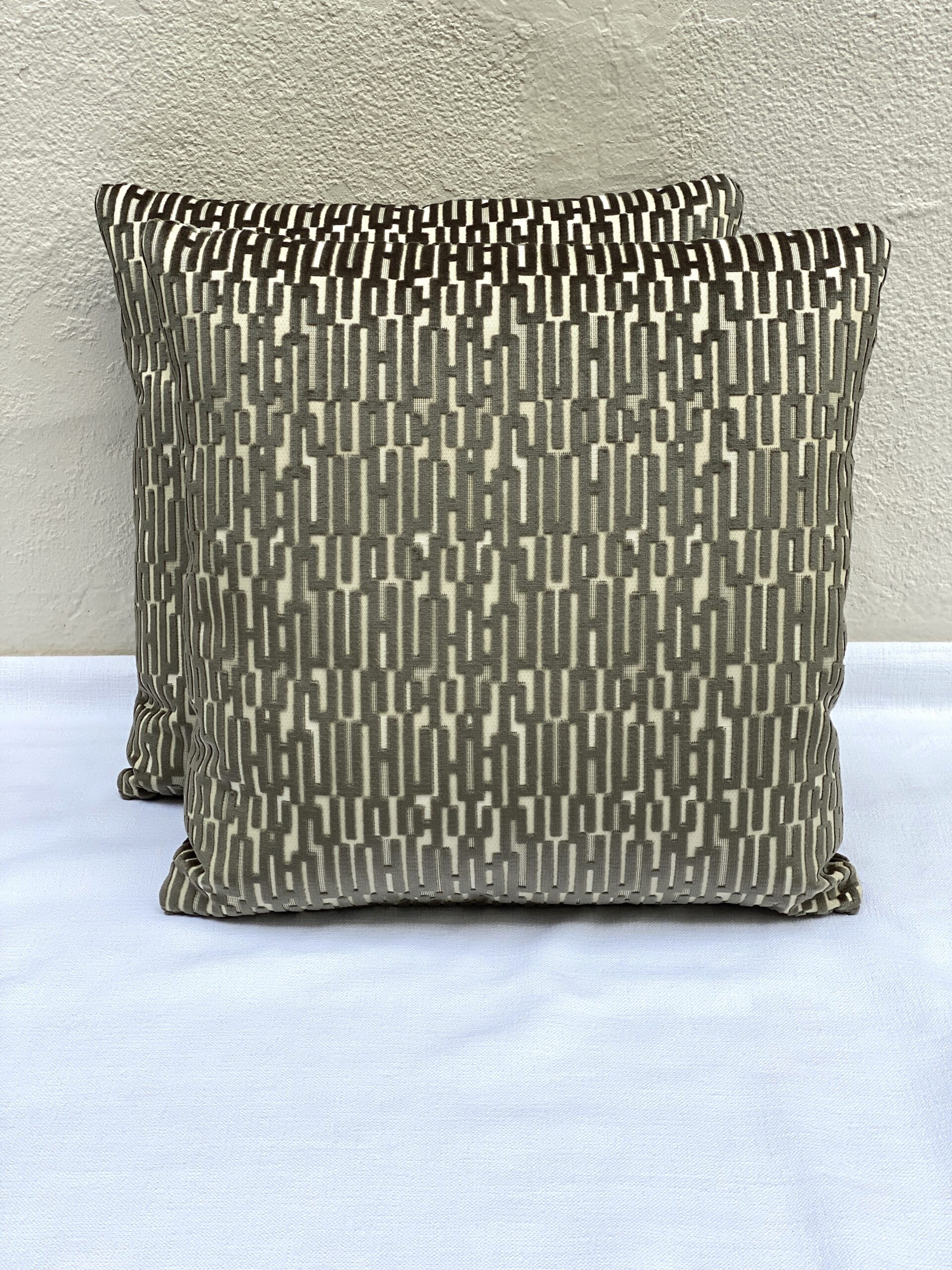 Kasmir Millbridge Pillows