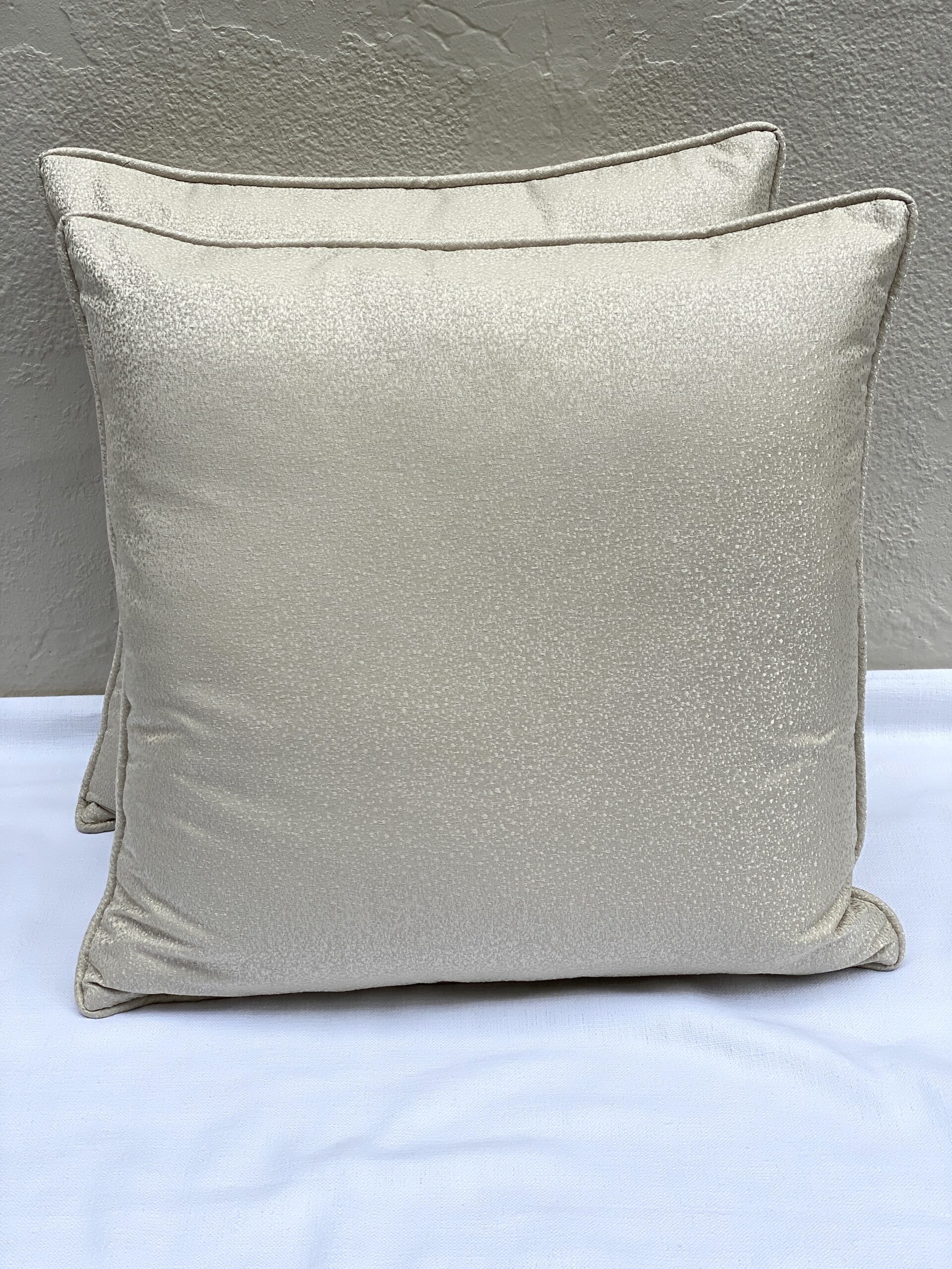 Stout Torrington Pillows