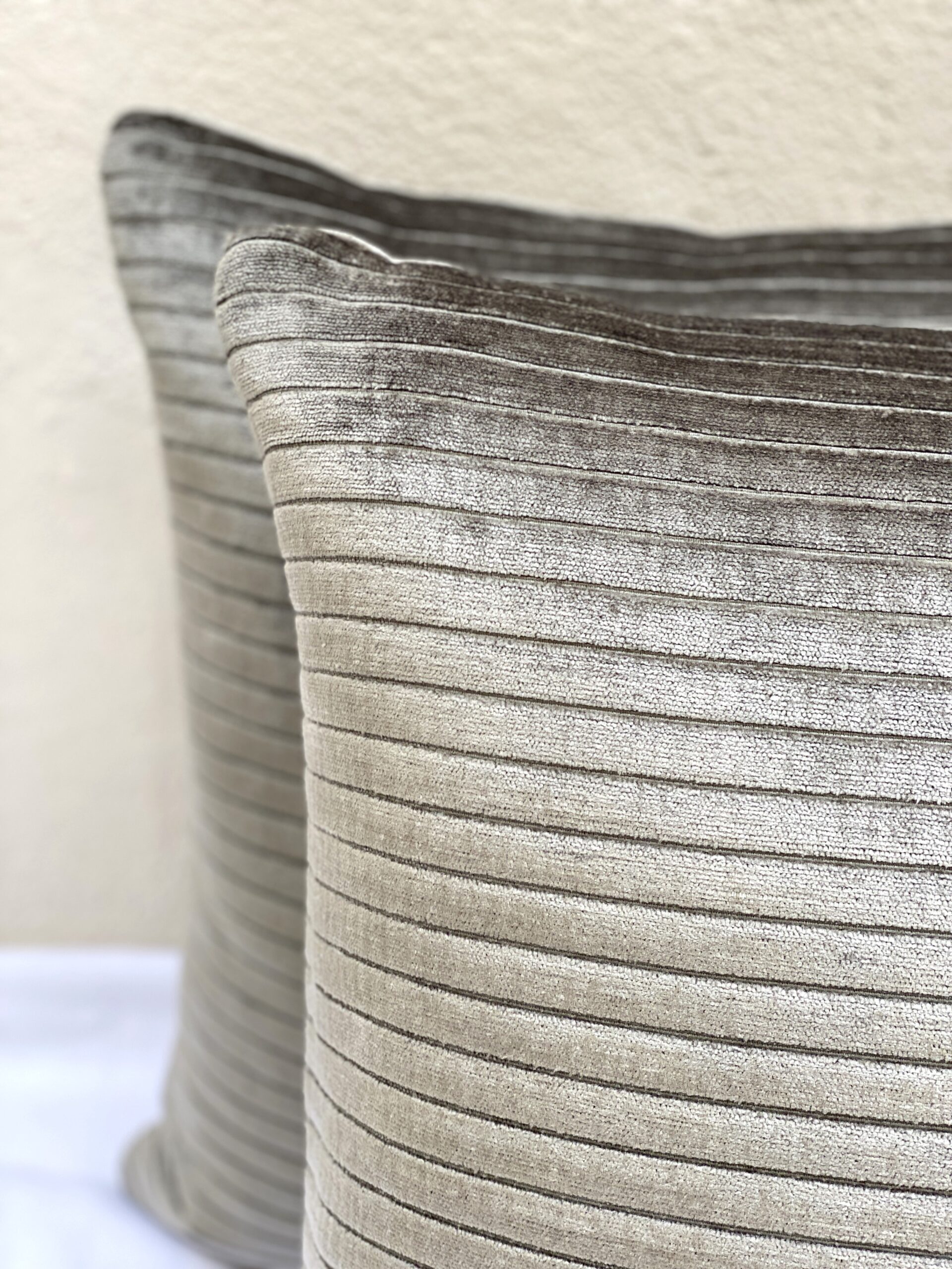 Pindler Ferris Pillows