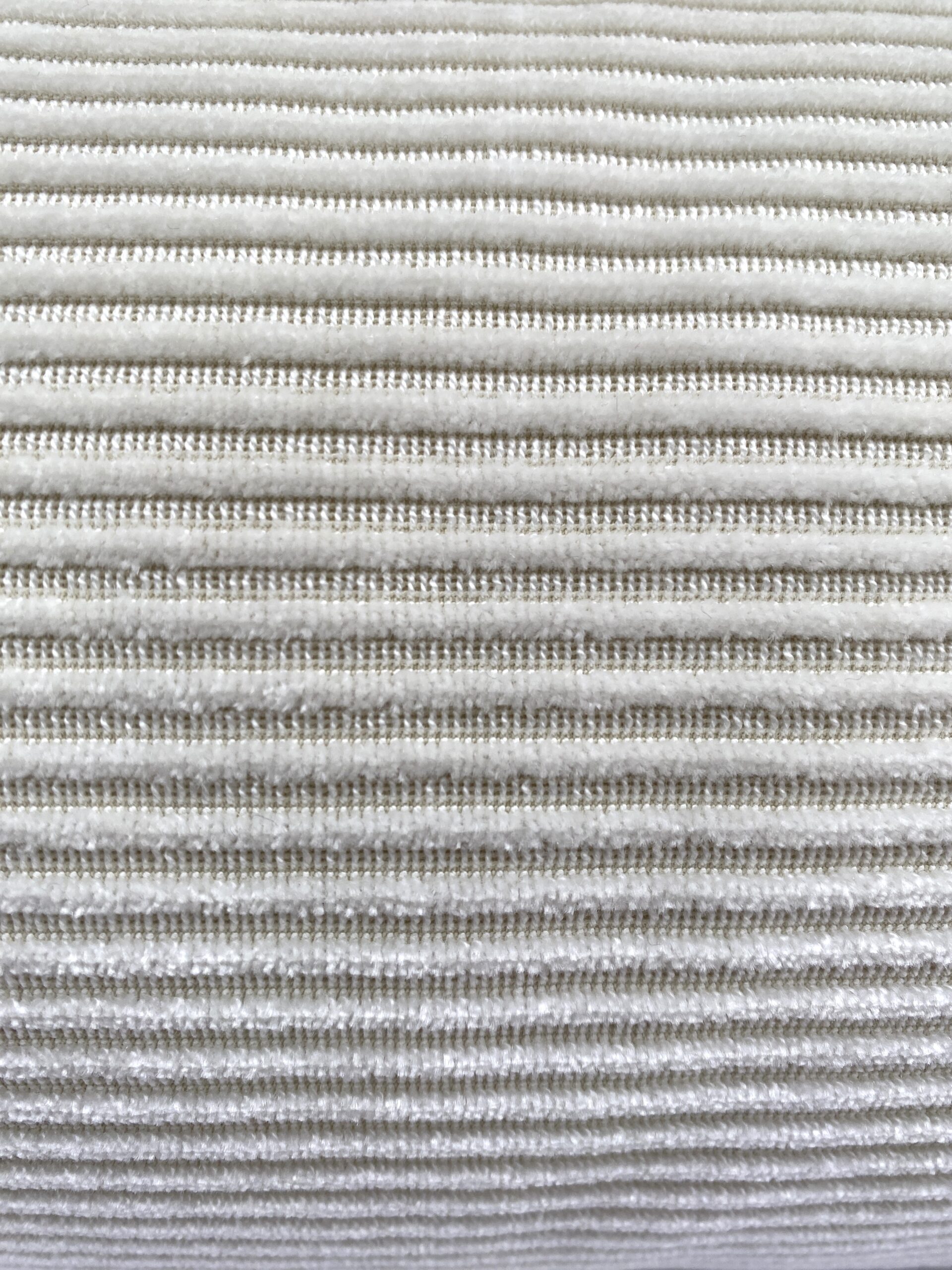 Weitzner Upright Pillows