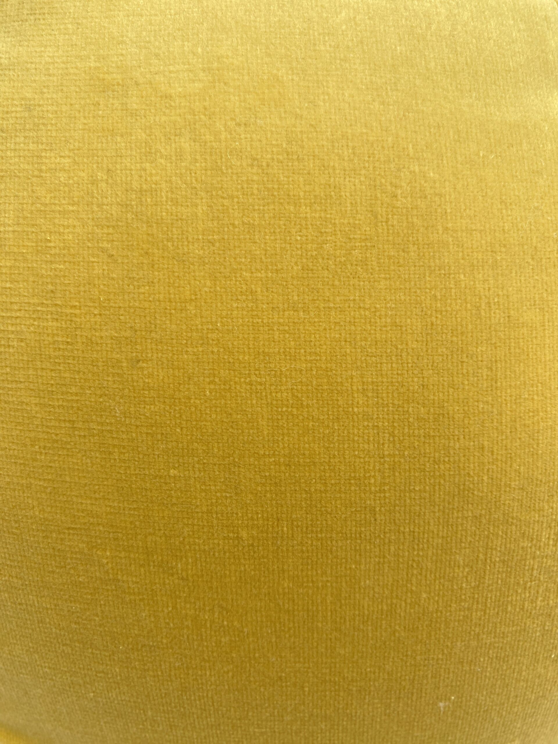 Maharam Aria 12″ Diameter Pillow