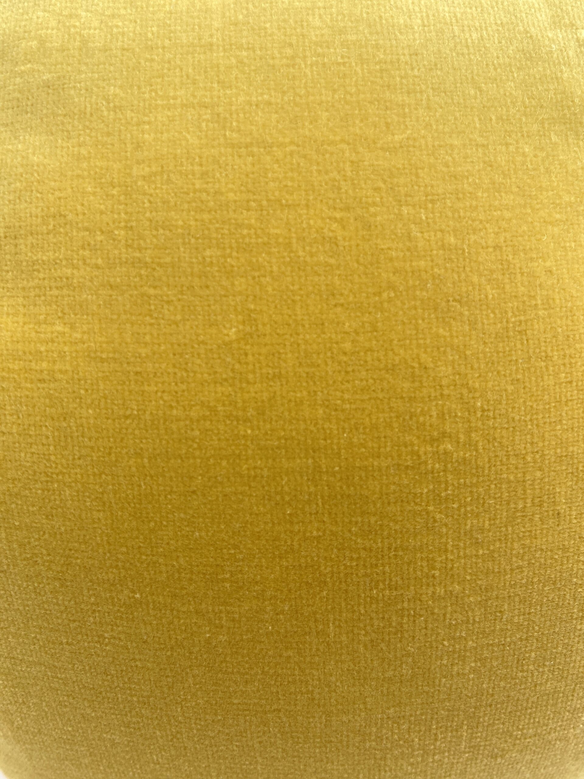 Maharam Aria 10″ Diameter Pillow