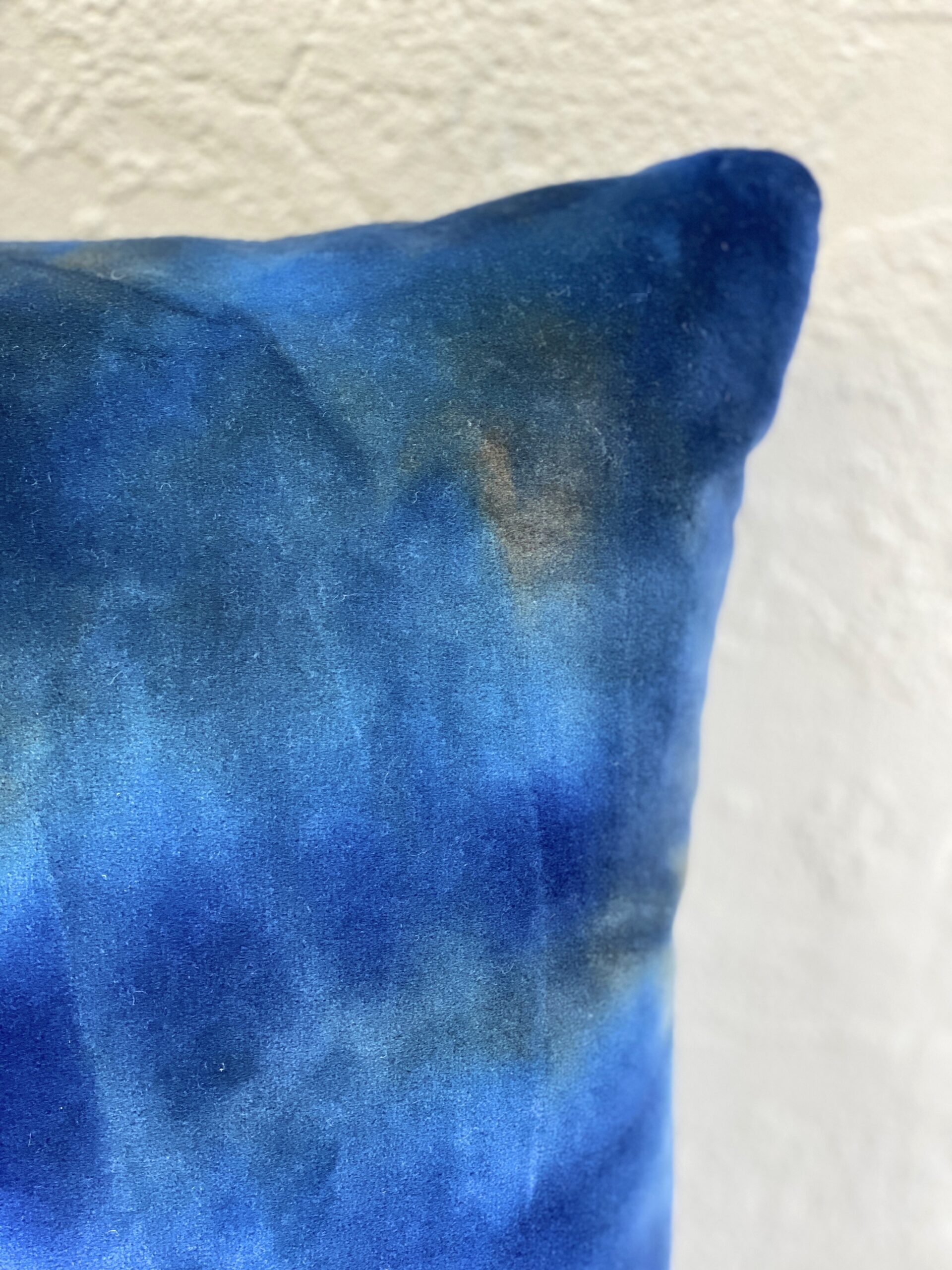 Brentano Chatoyance Pillows