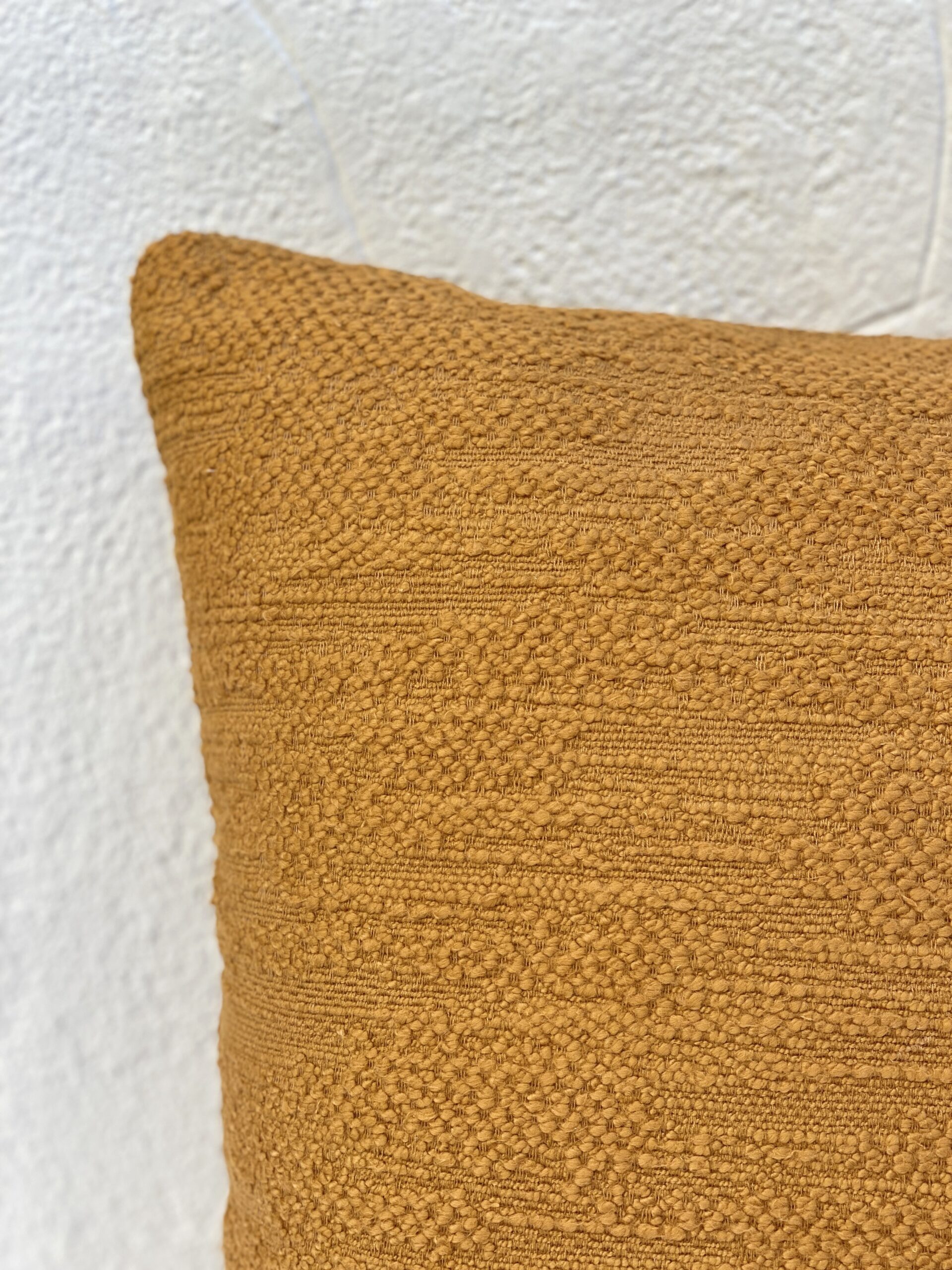Elitis Ambienti Pillows