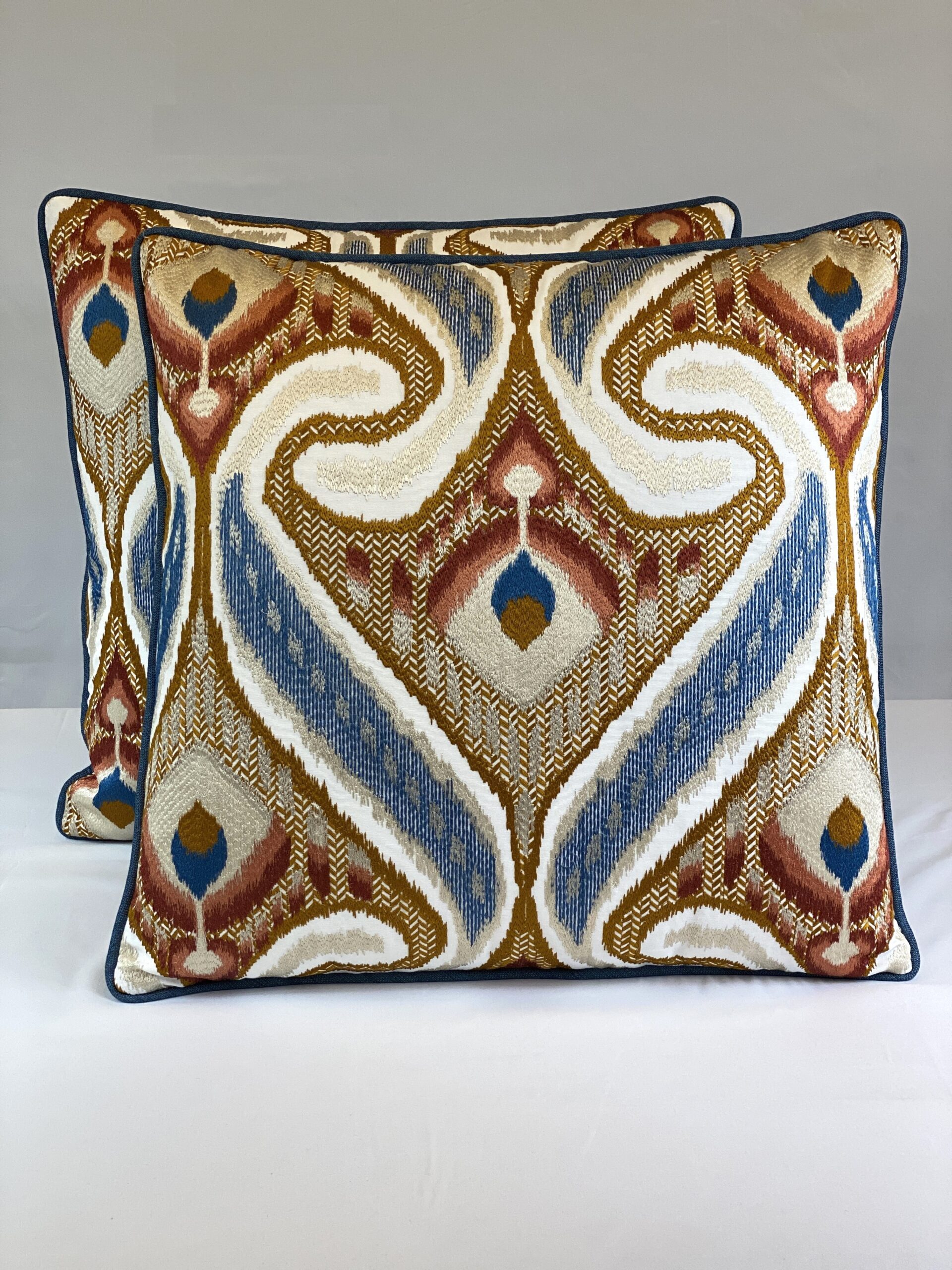 Stroheim Makura Pillows