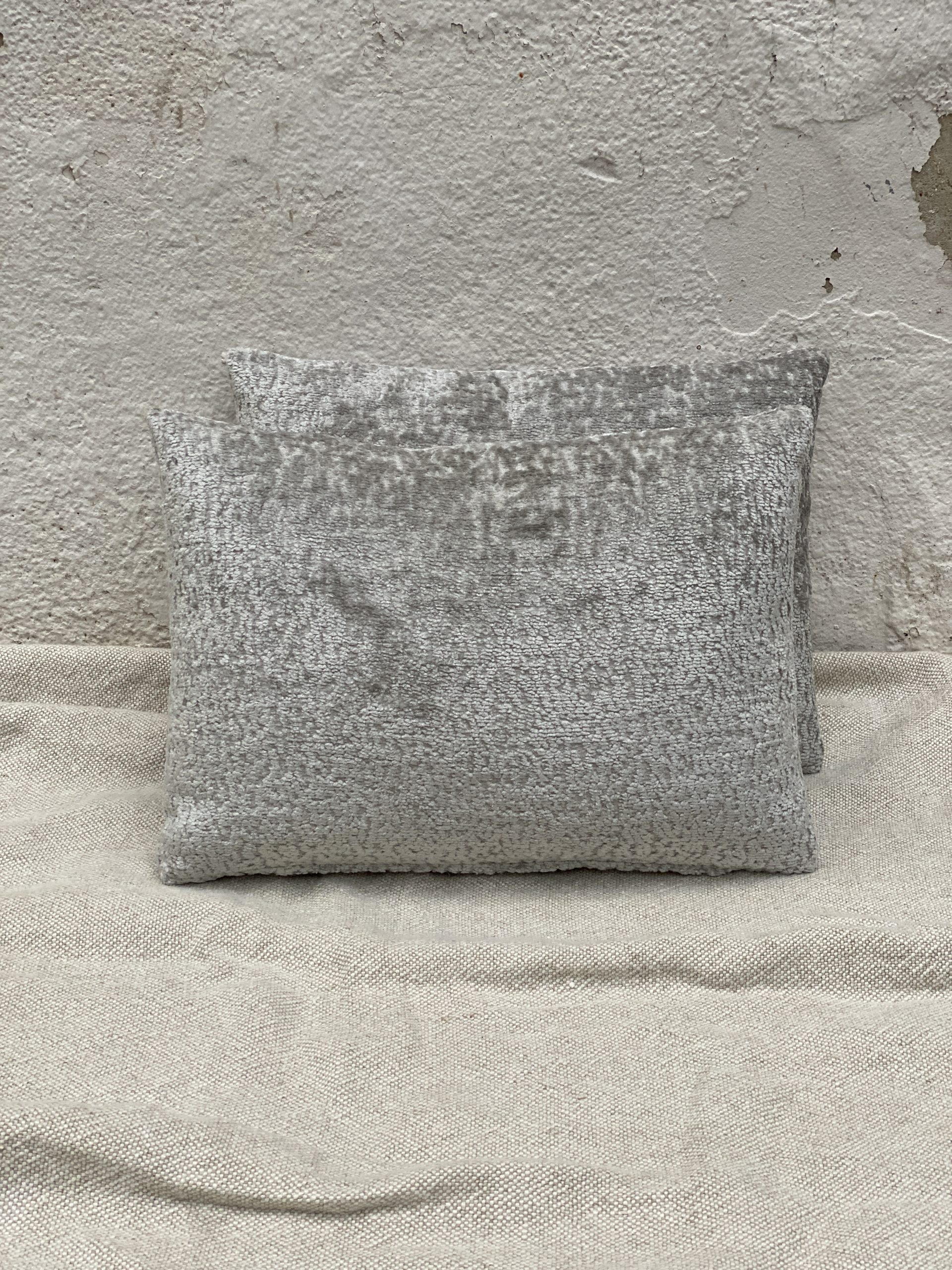 Pindler Pillow