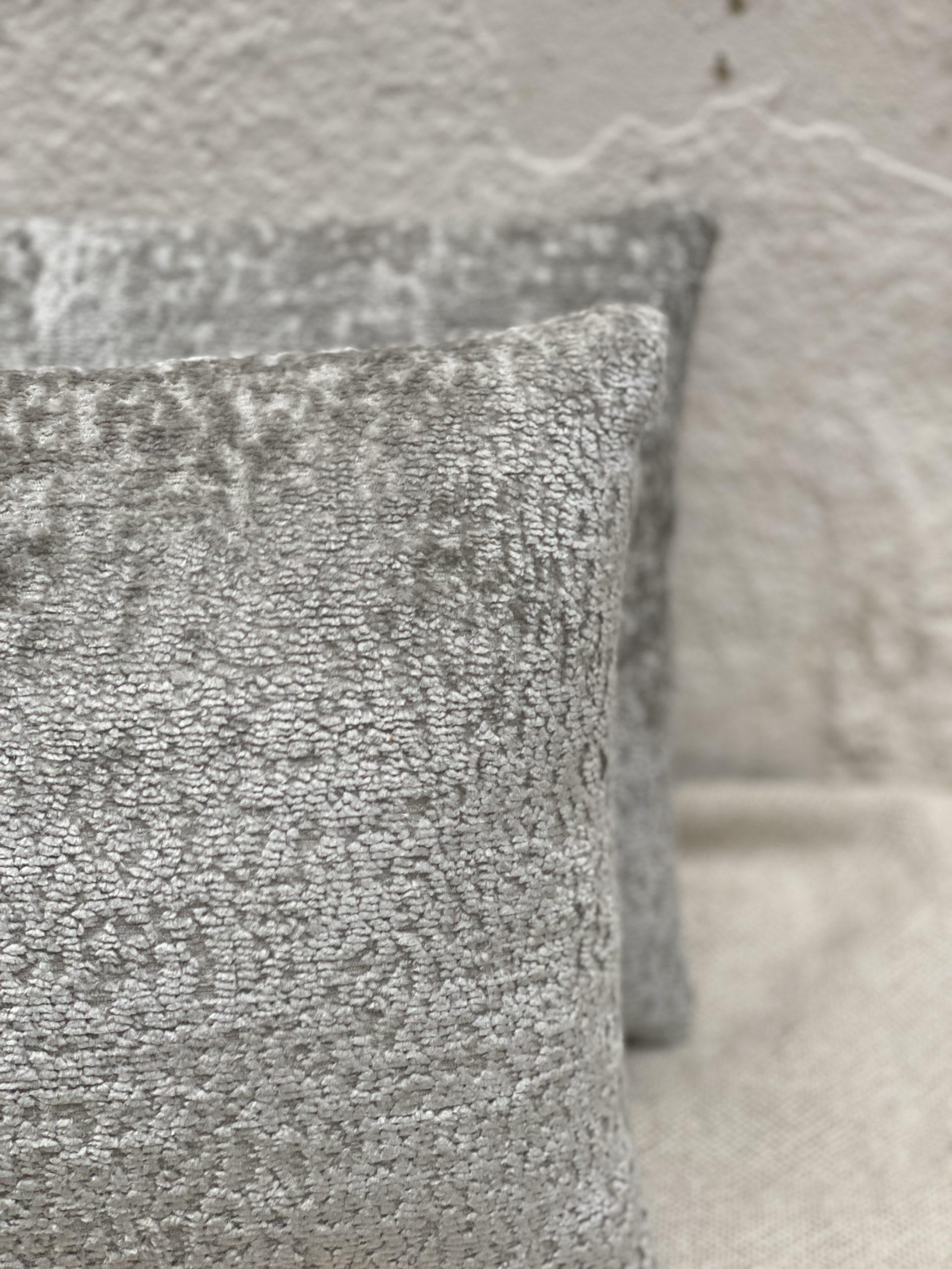 Pindler Pillow