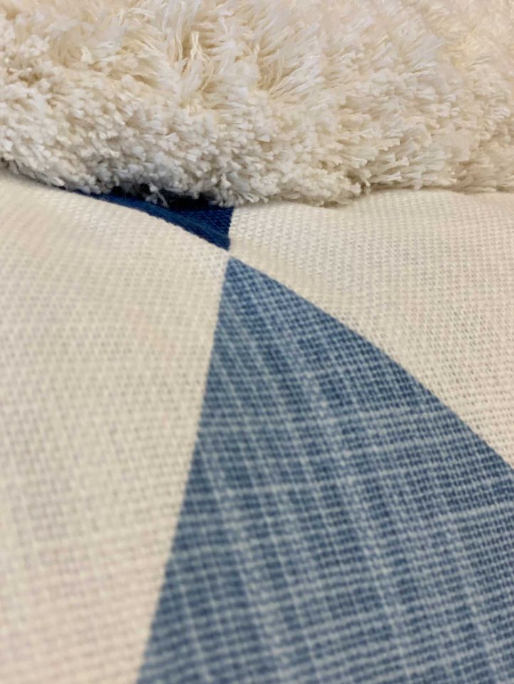 16-blue-pillows3
