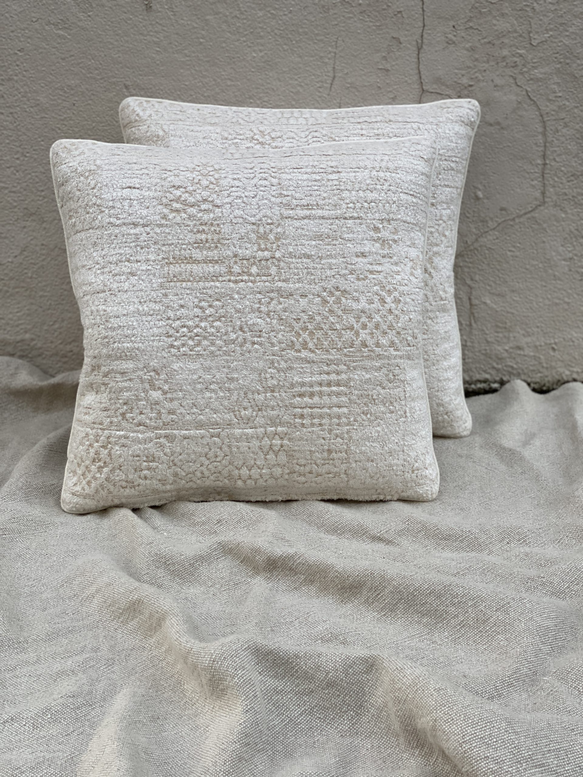 Nobilis Pillows