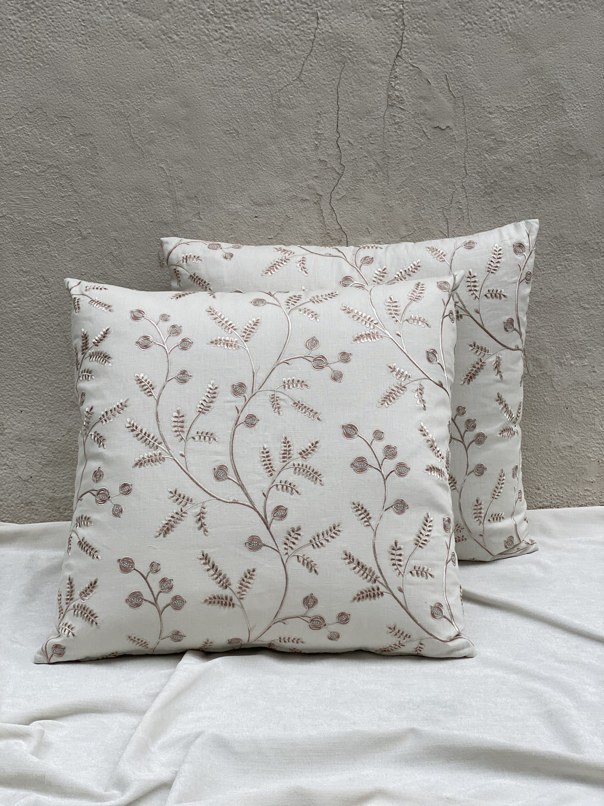 Cowtan & Tout Pillows