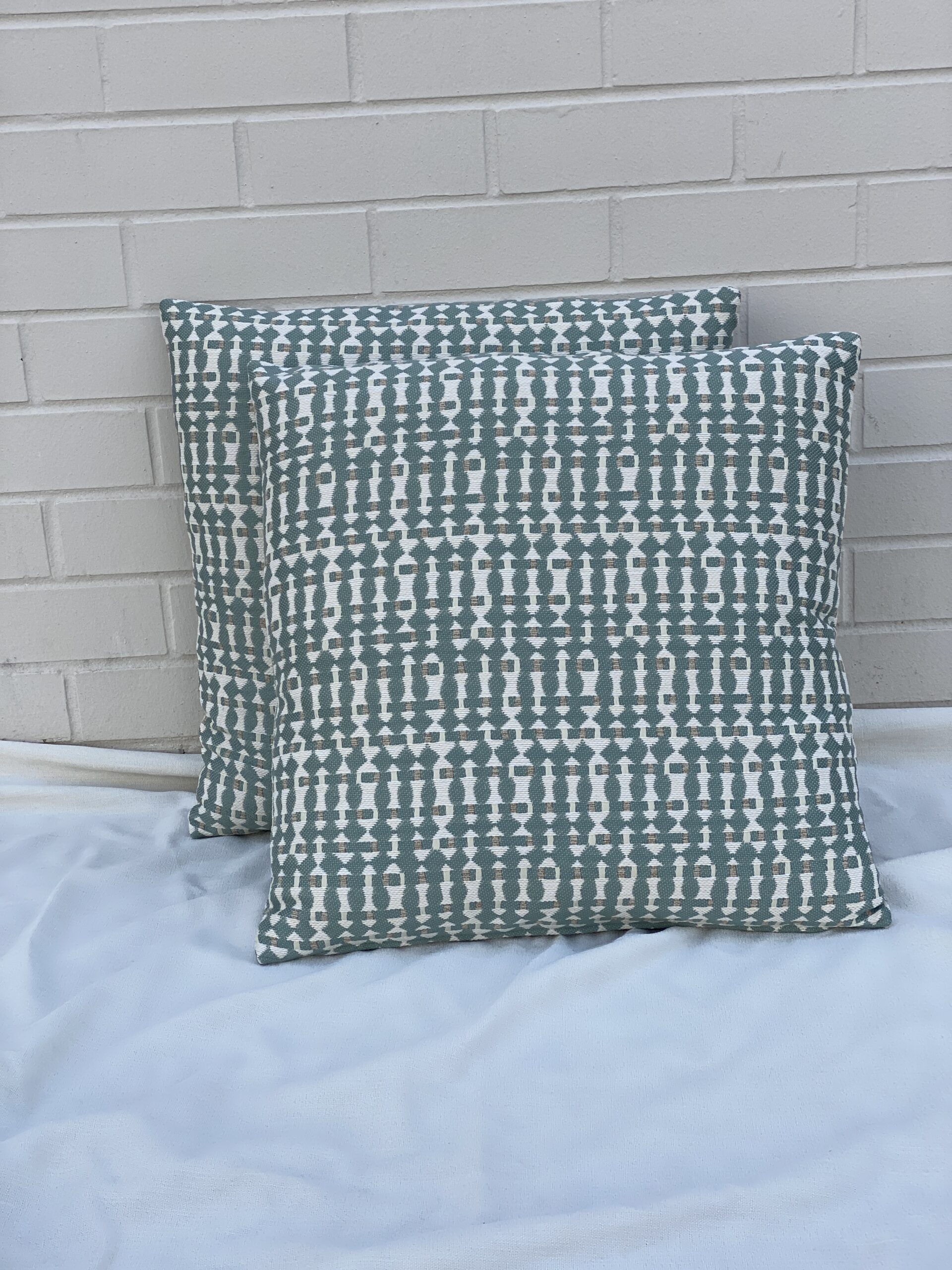 Elitis Pillows