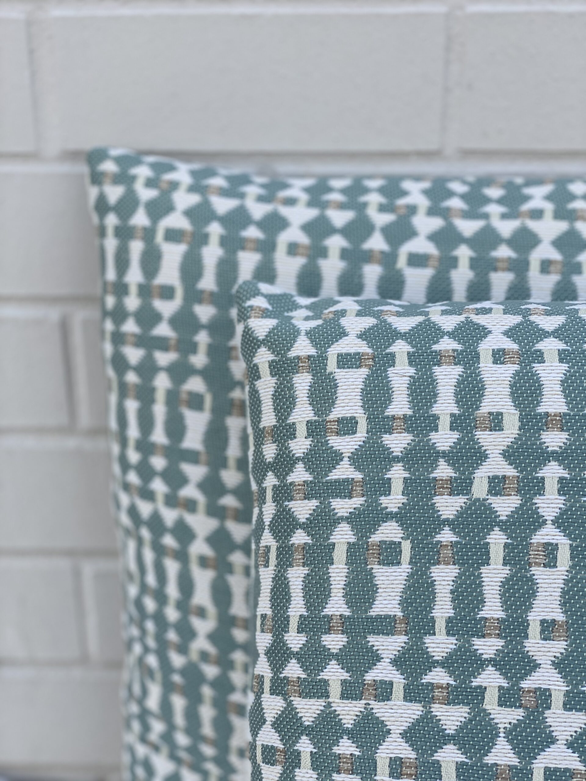 Elitis Pillows