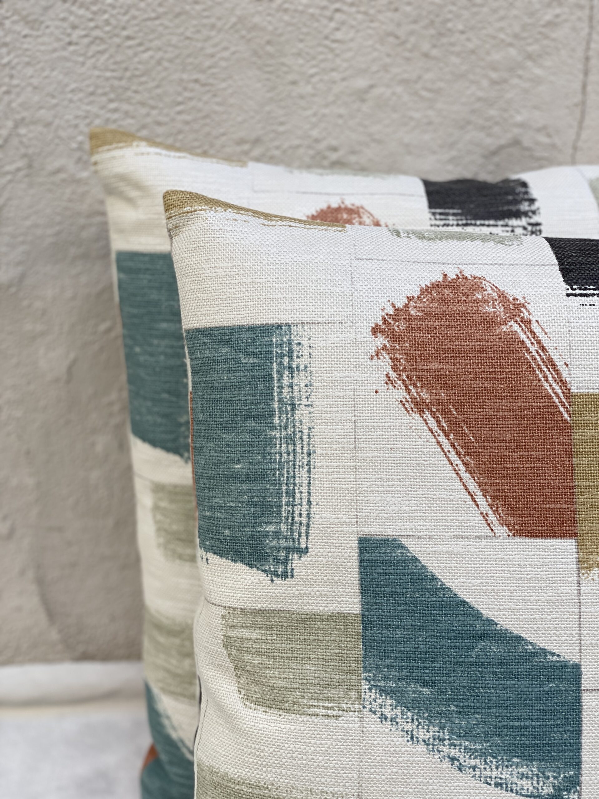 Square Villa Nova Pillows