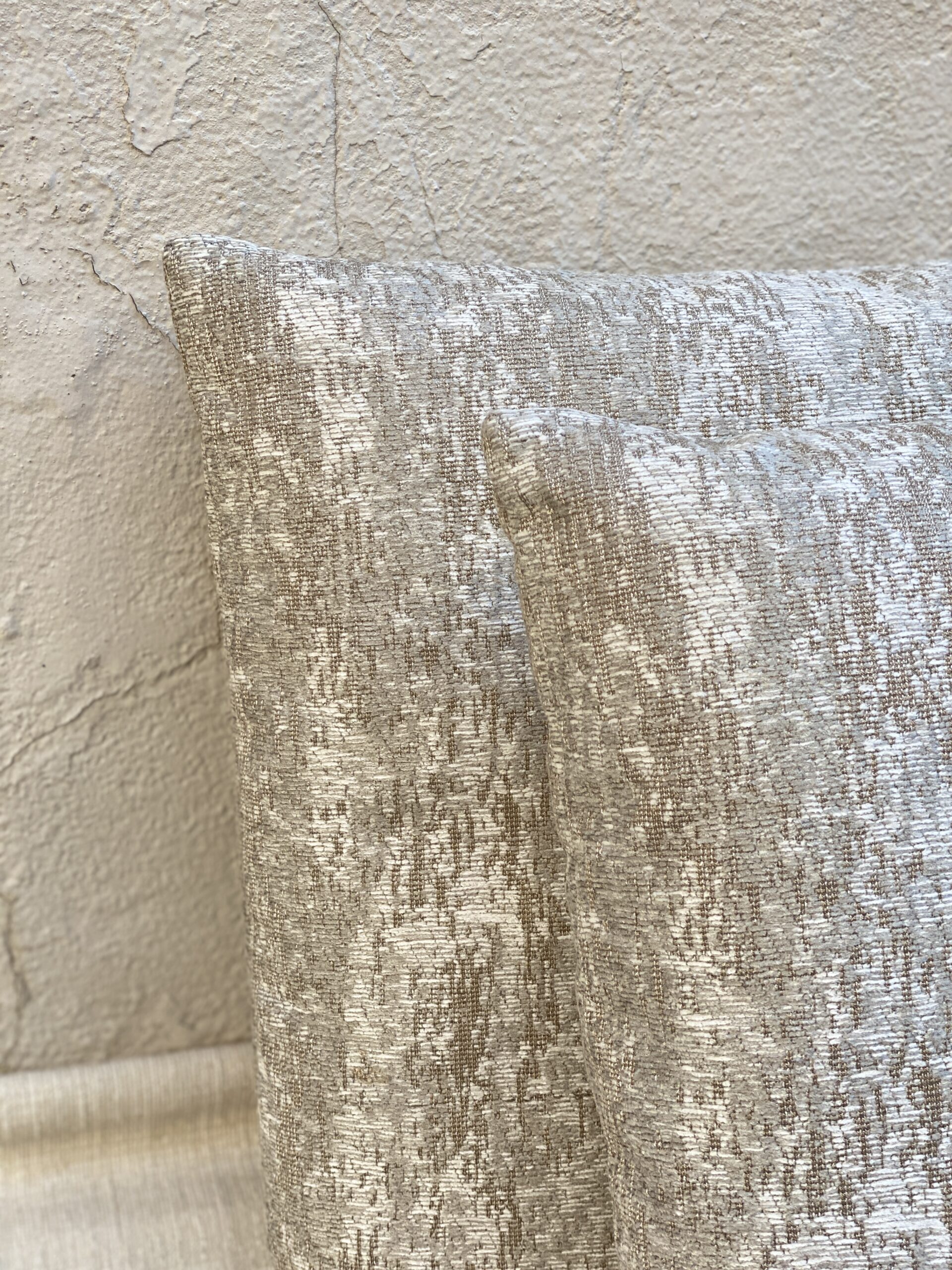 Susan Strauss Design x Zinc Pillows