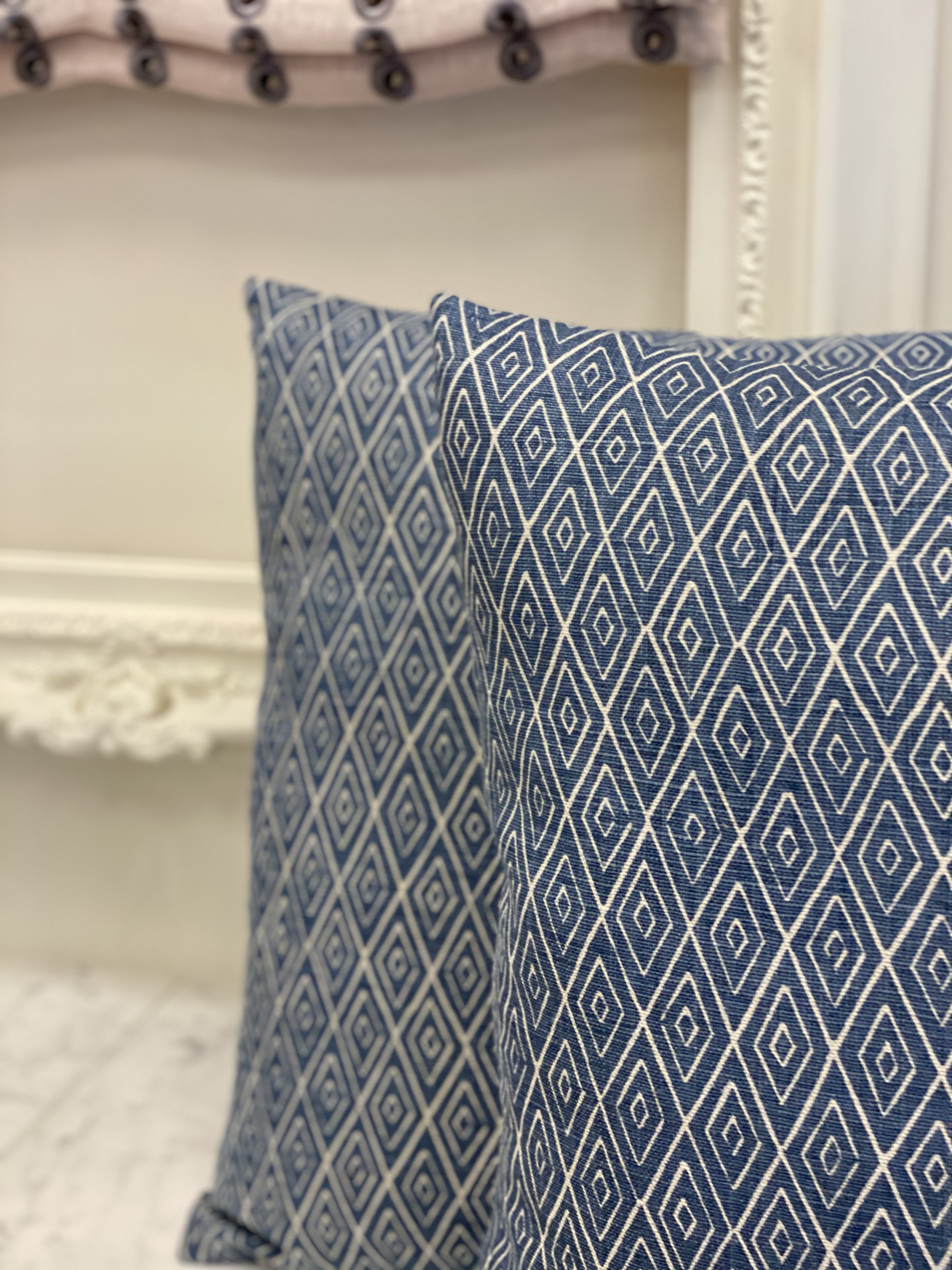 Small Scale Geometric Pillows