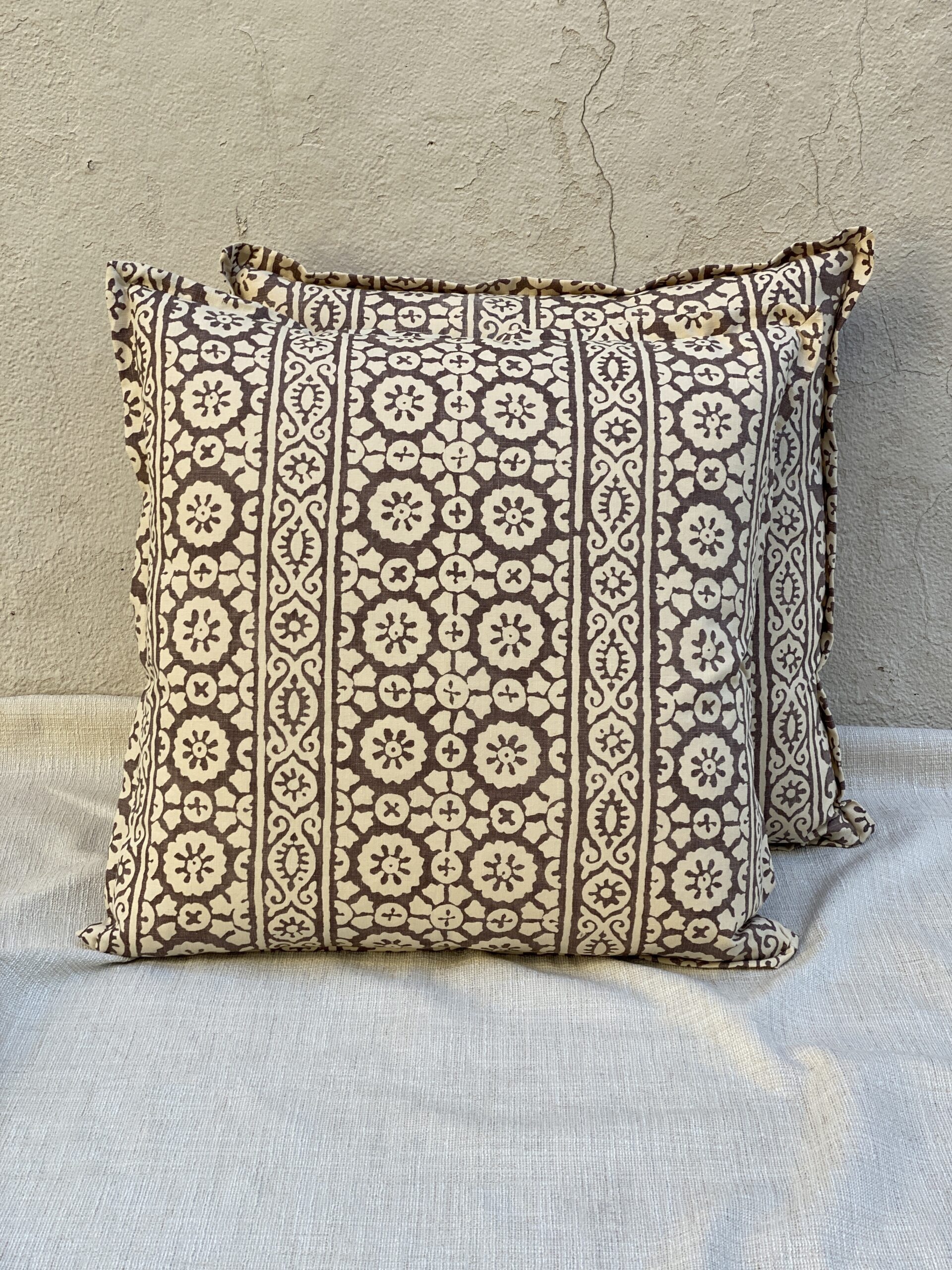 Namay Samay Sufiyan Pillows