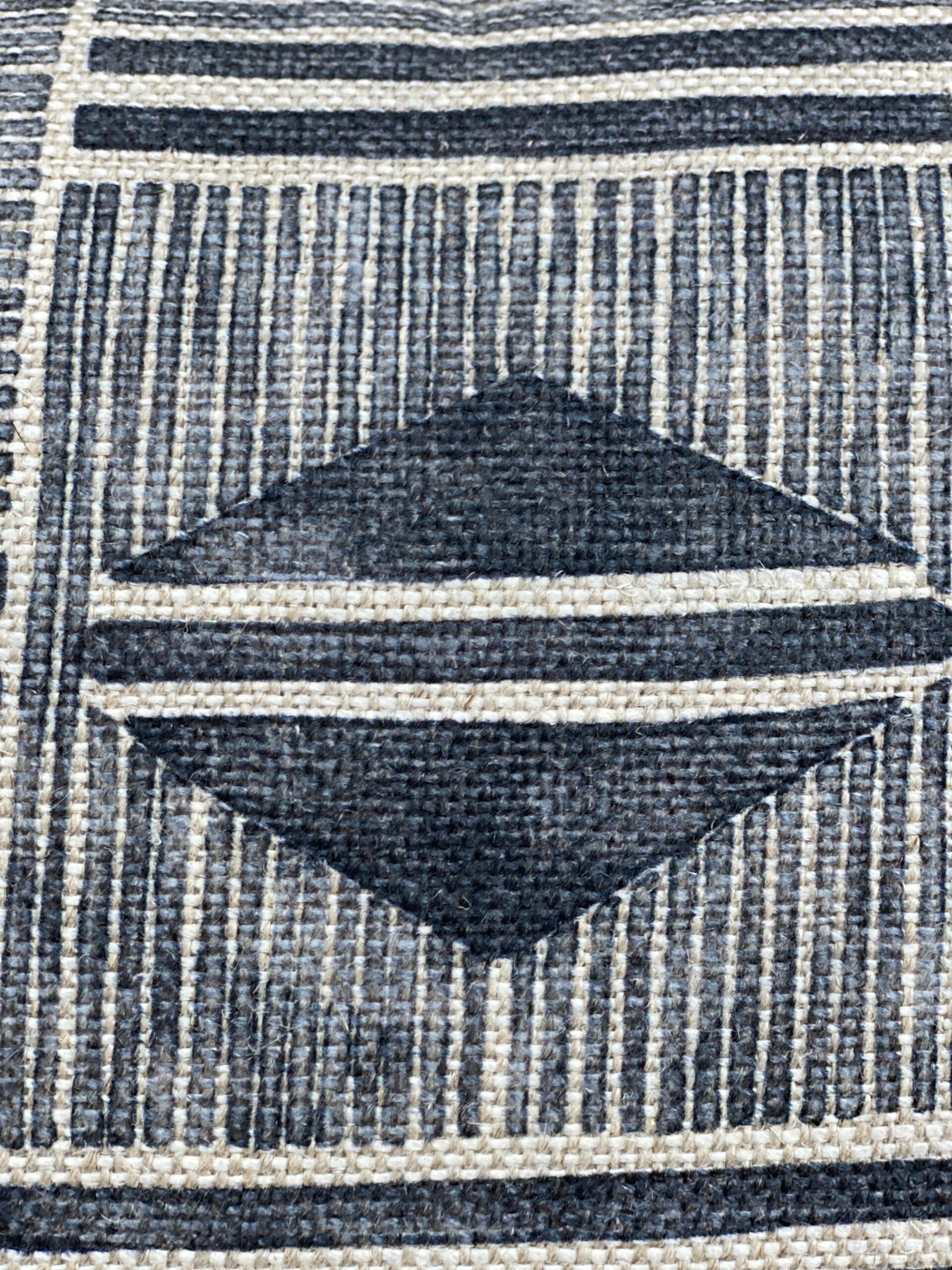 Mark Alexander Moderna Square Pillows