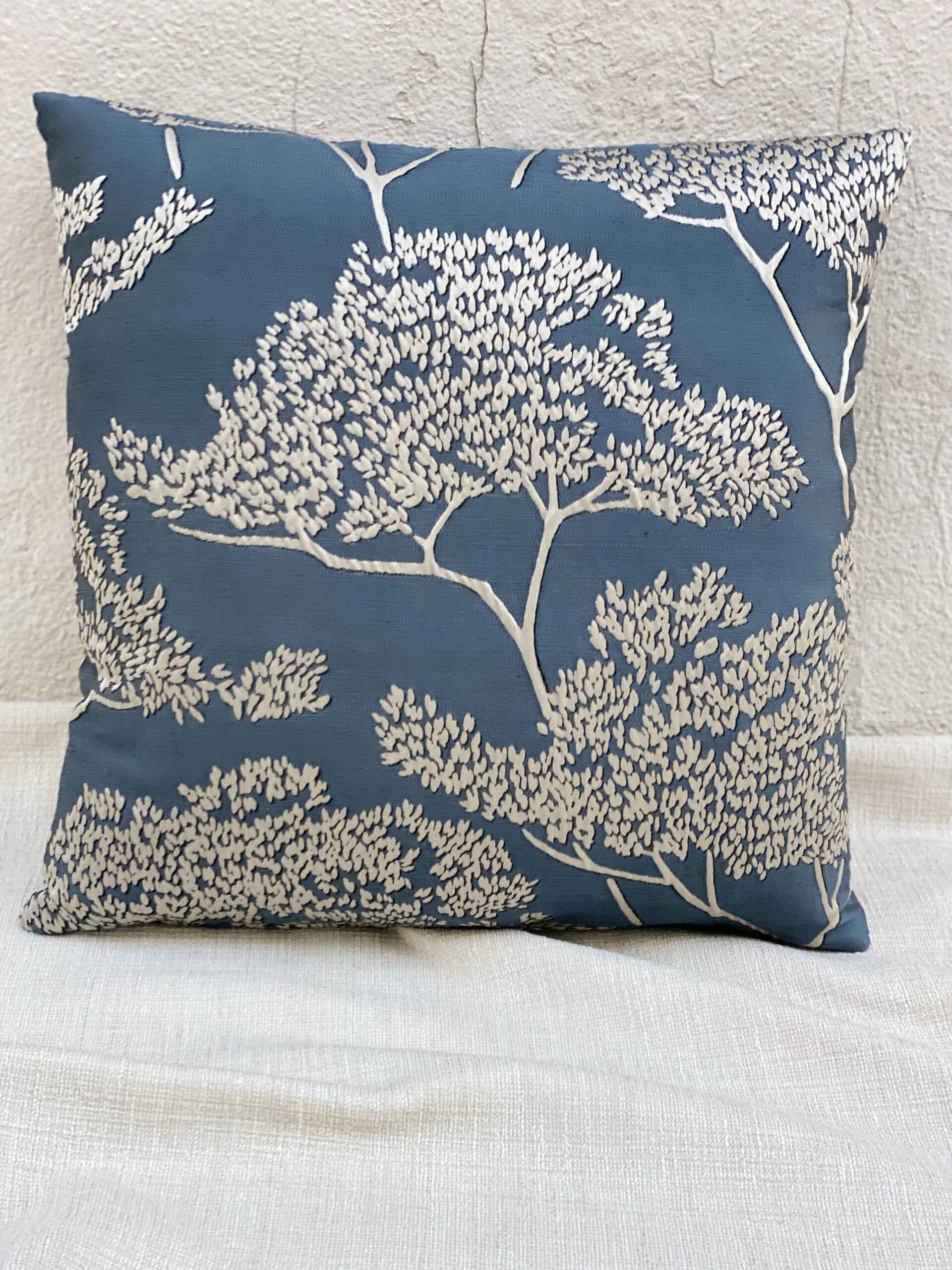 ROMO Itami Pillows