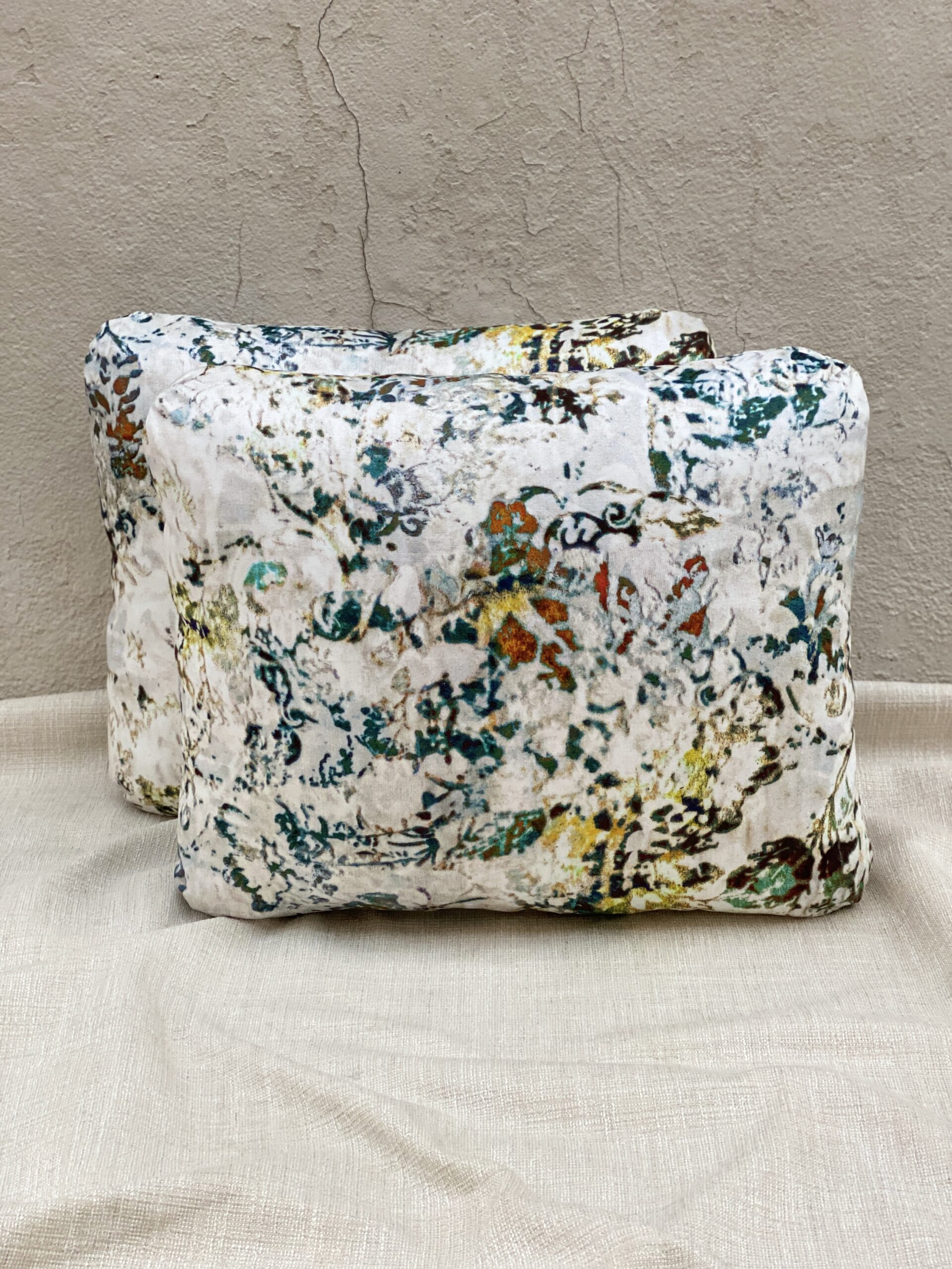 Black Edition Filigrane Pillows Agate