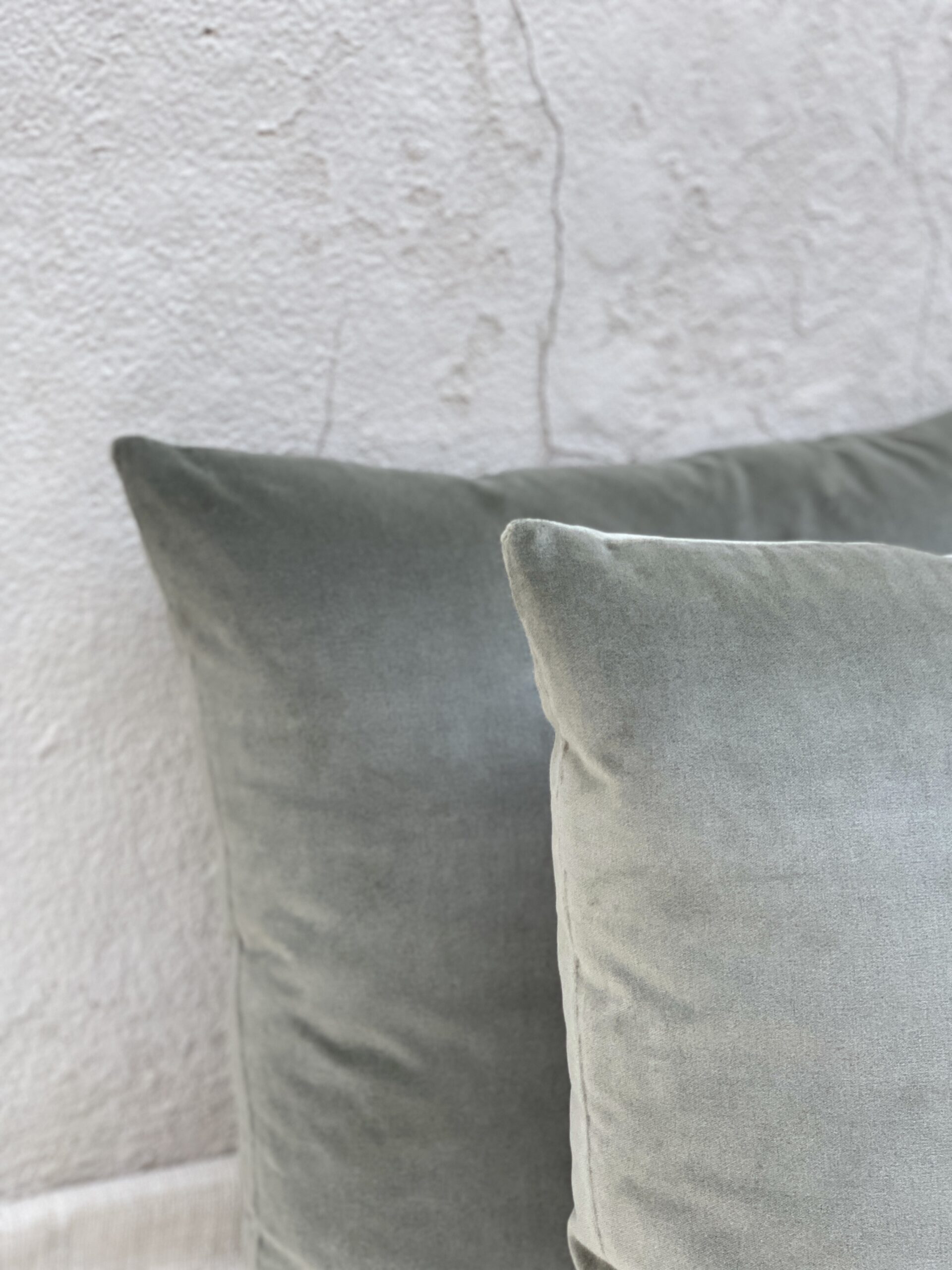 Rogers & Goffigon Biarritz Pillows