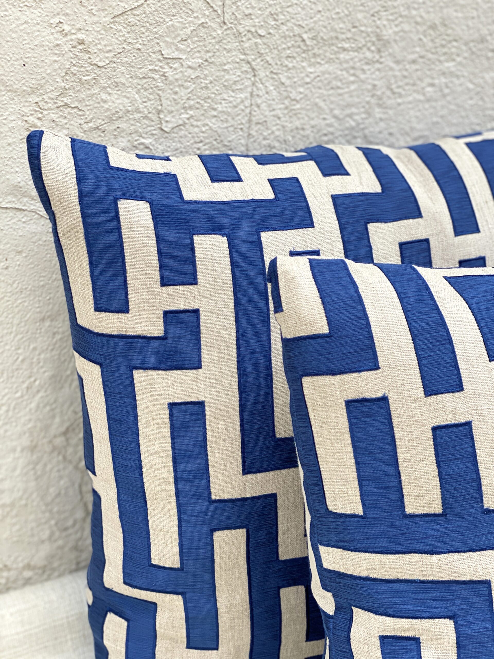 Kravet 4718 Pillows