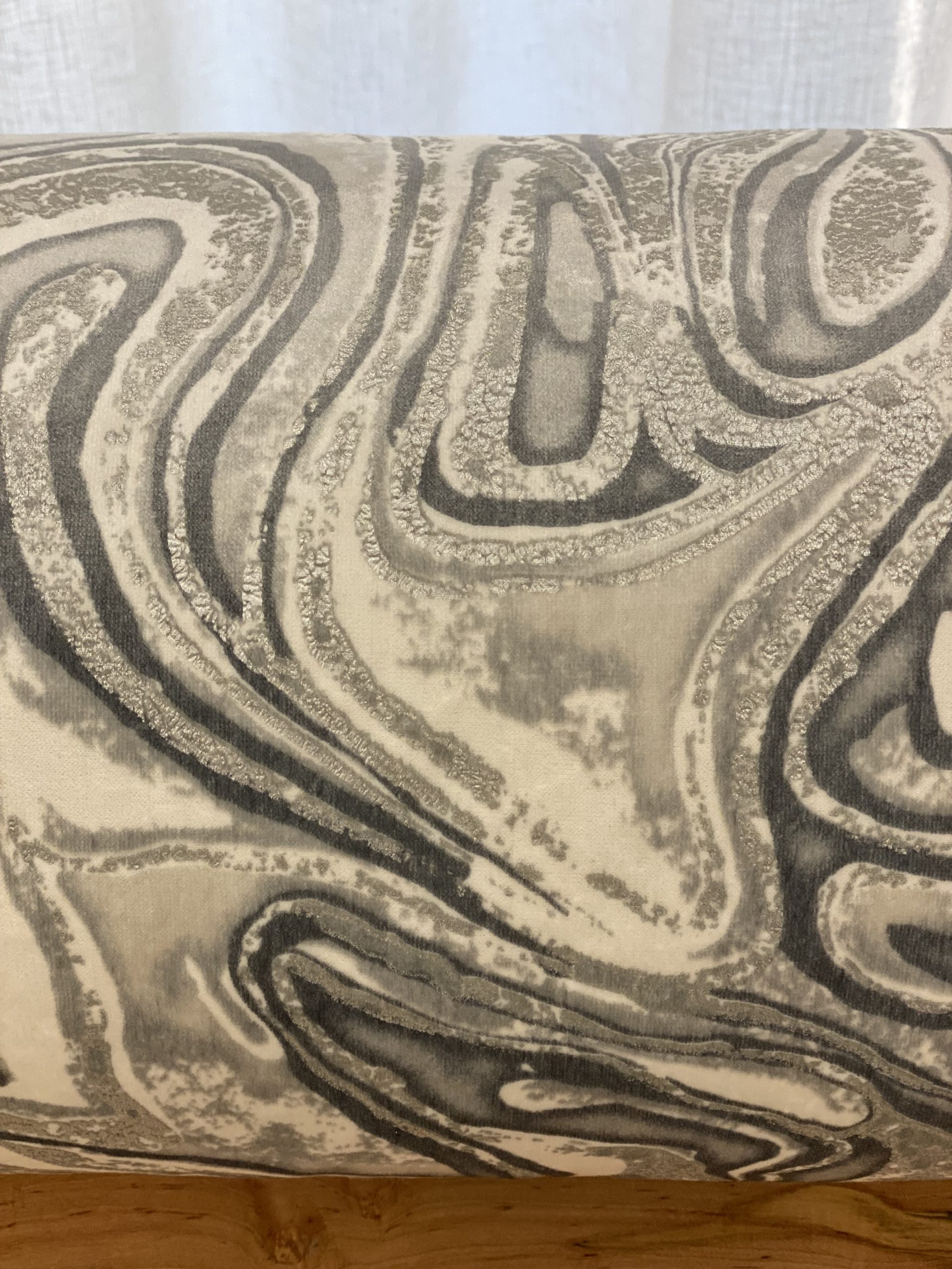 Abstract Bolsters