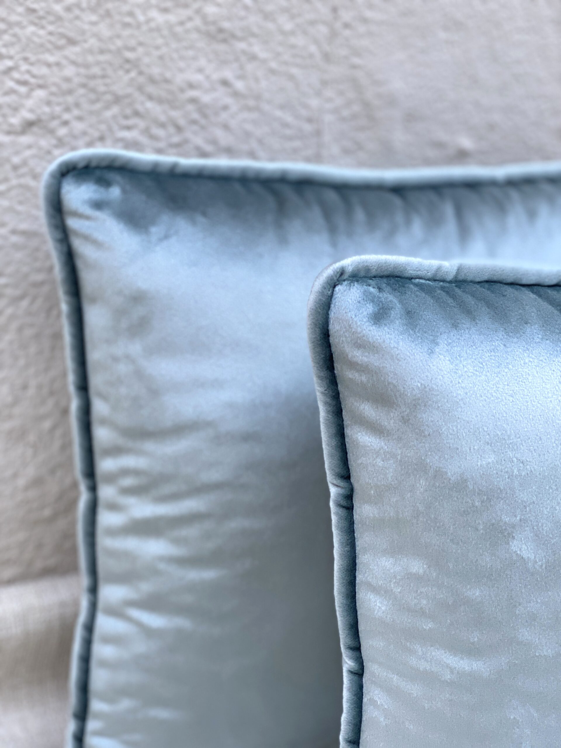 Novel Ithaca Pillows