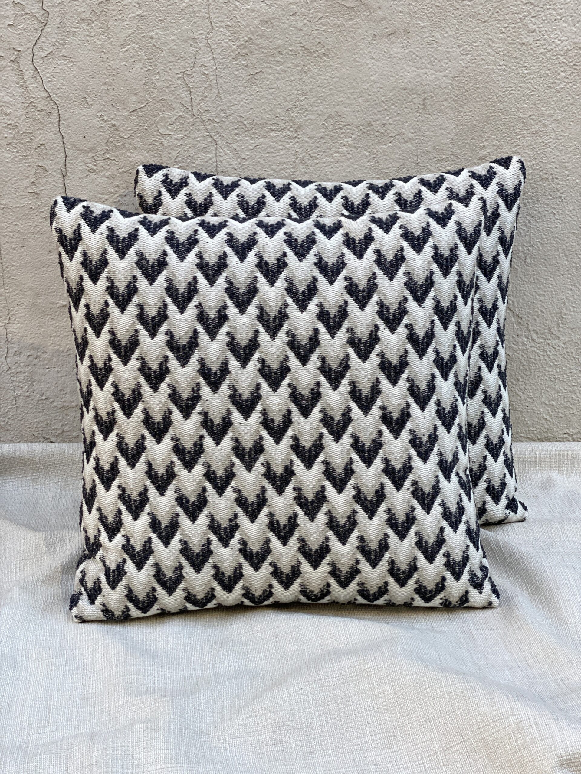 Larsen Atlas Pillows