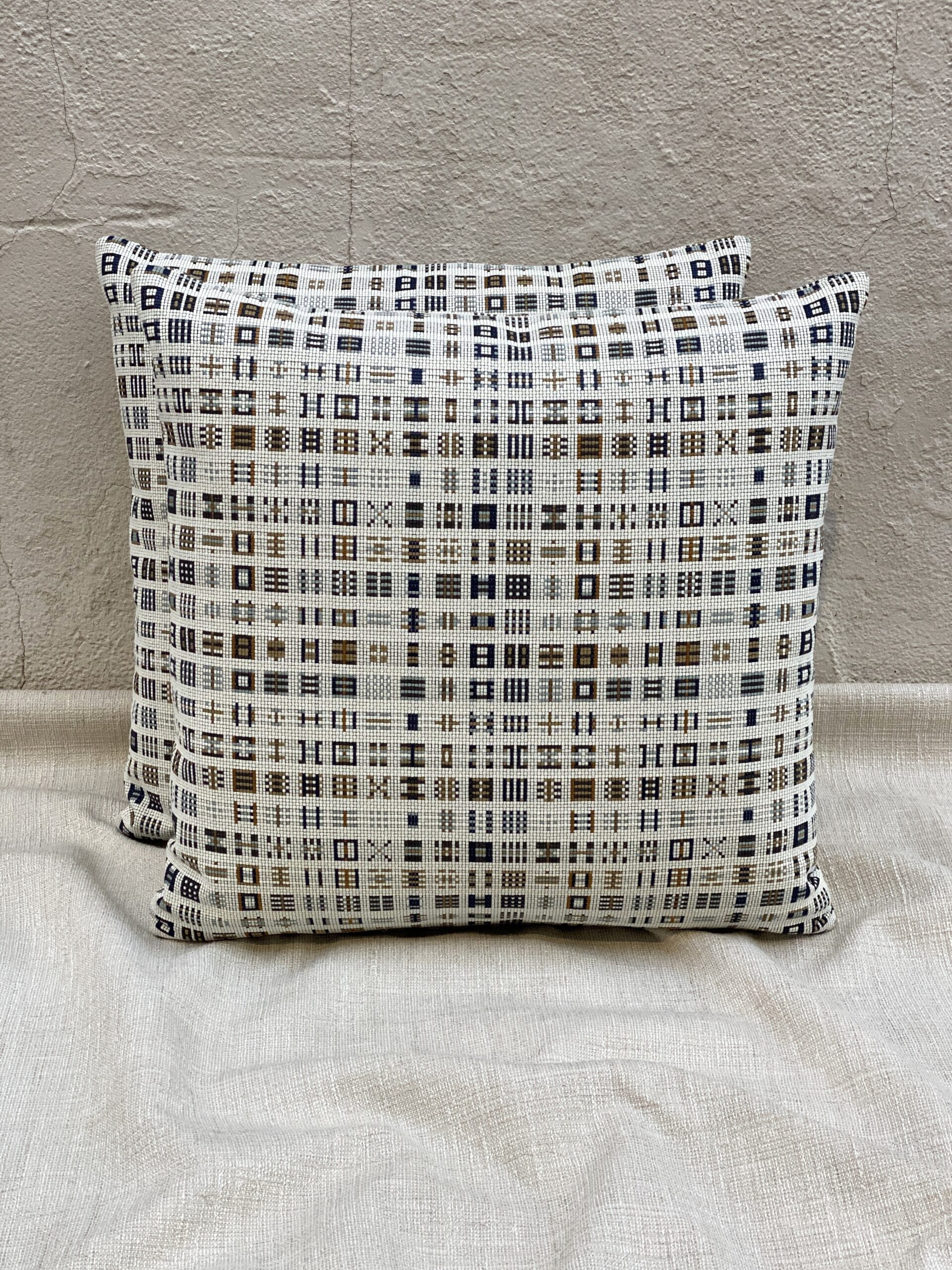 Pollack Yelek Pillows