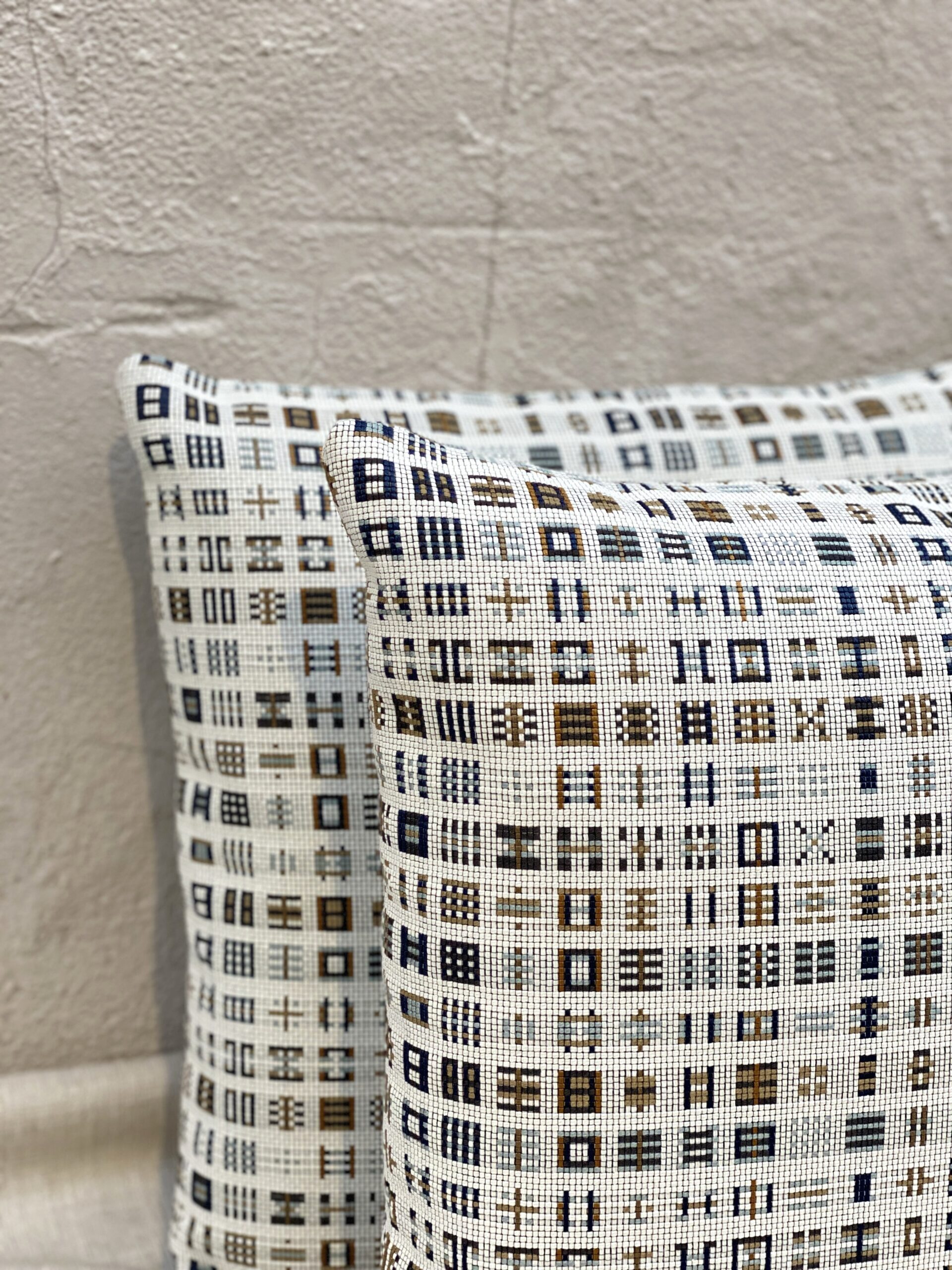 Pollack Yelek Pillows