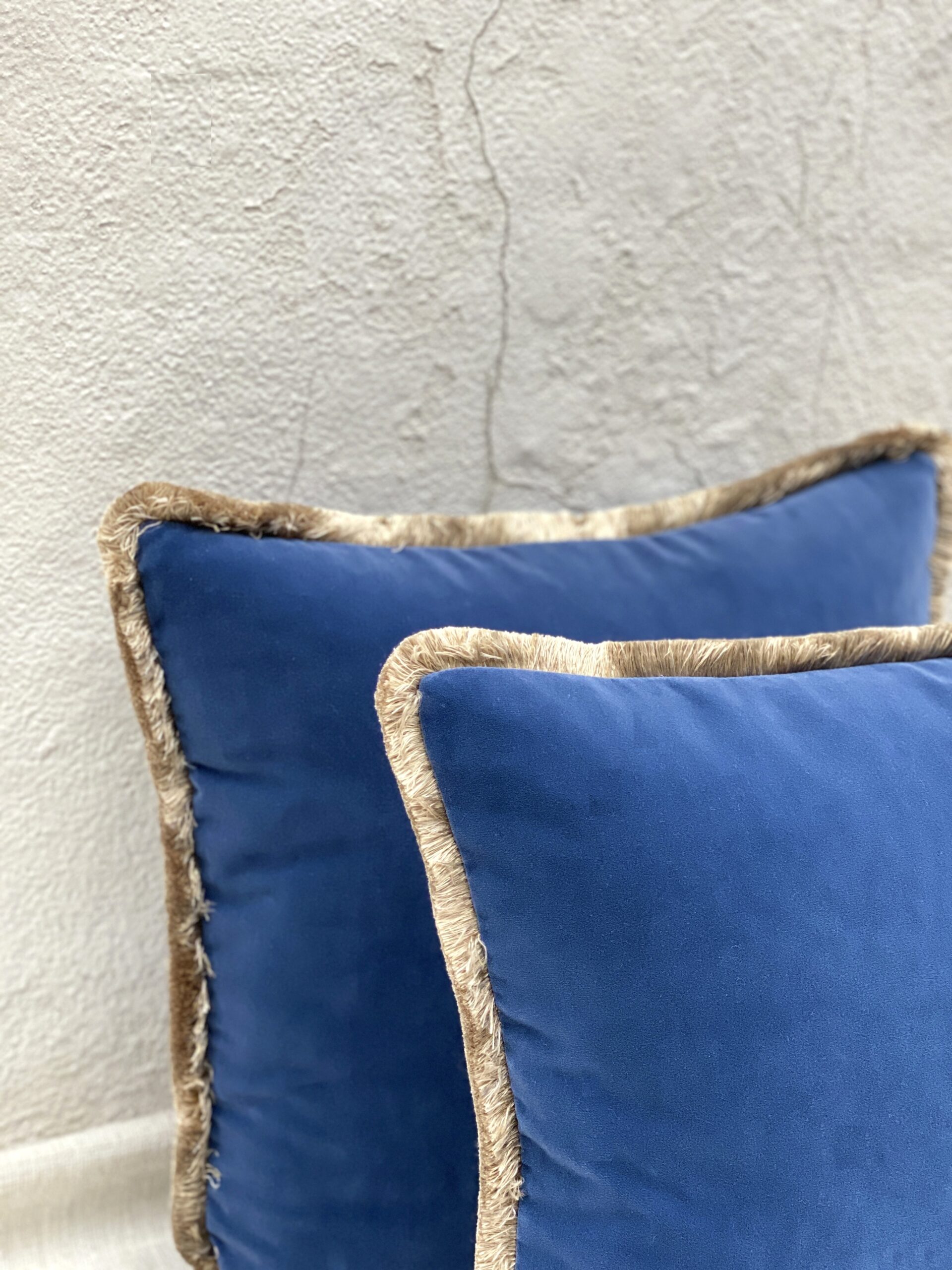 Jane Churchill Emile Pillows
