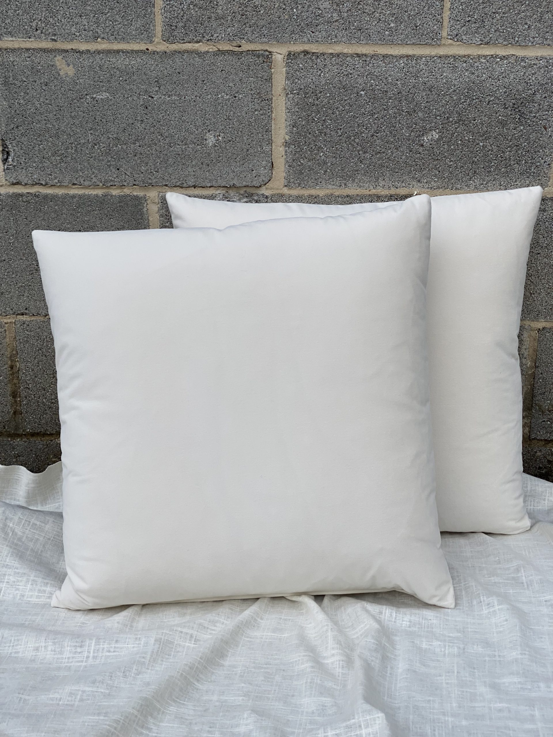 Villa Nova Pillows